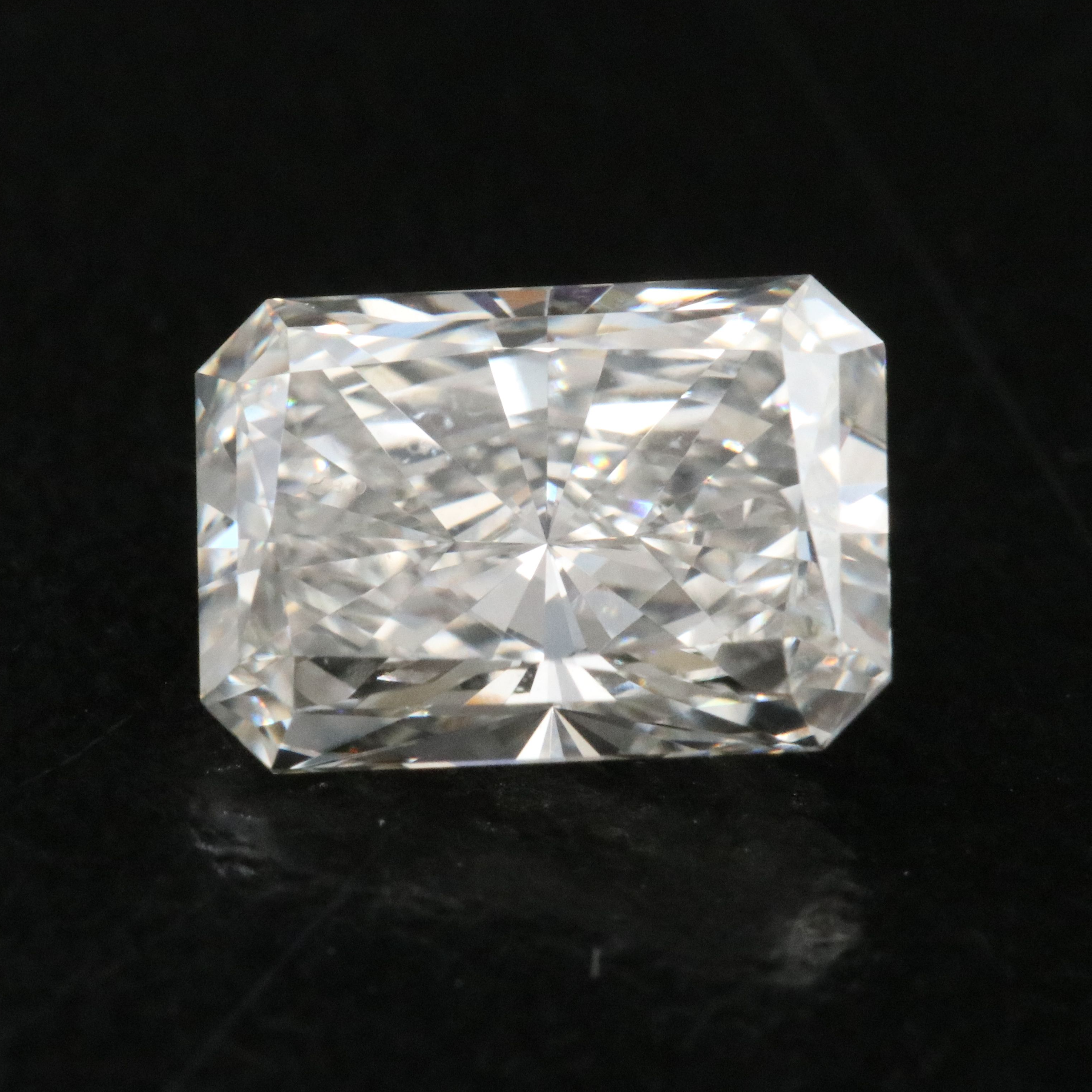 Loose 1.39 CT Lab Grown Diamond with IGI Report
