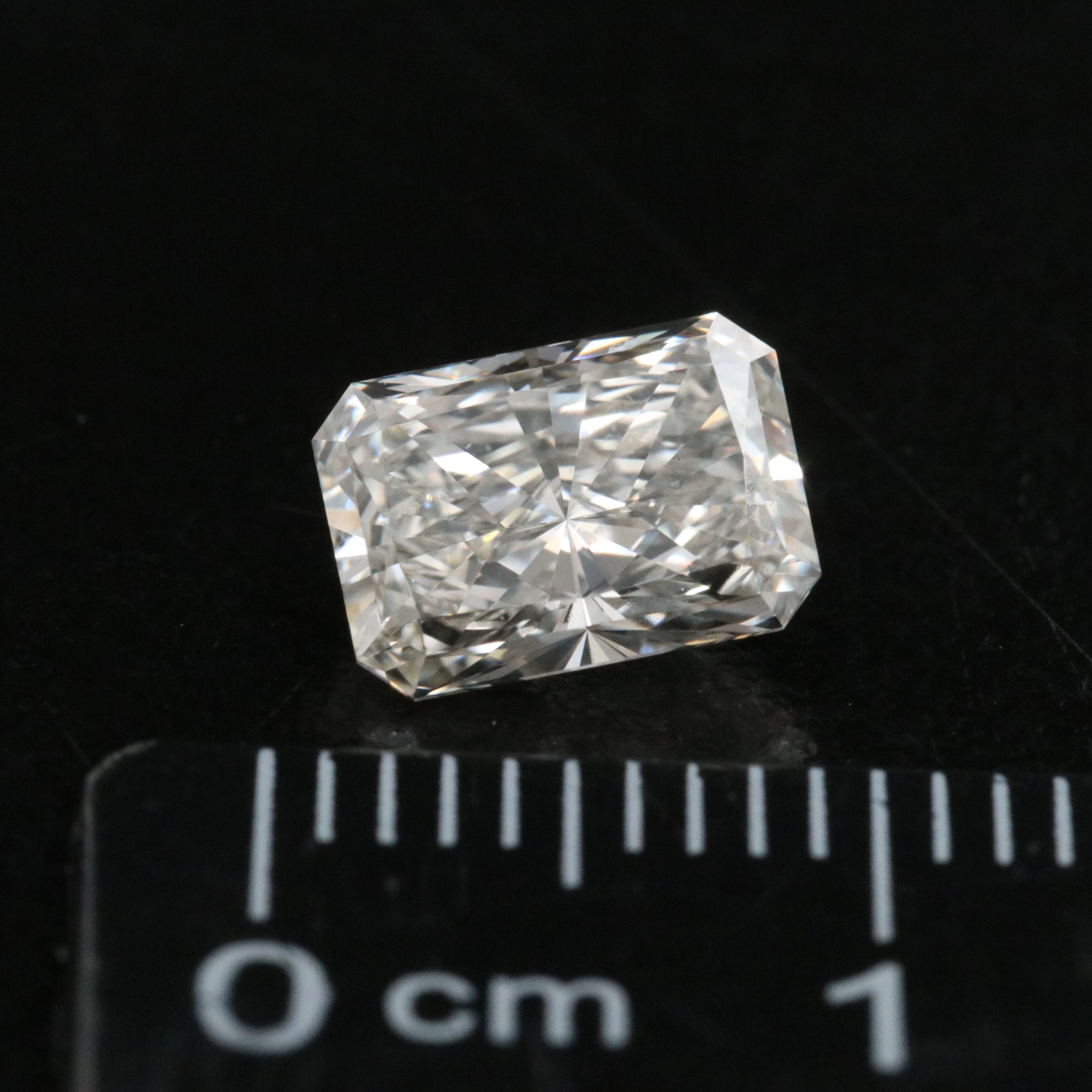 Loose 1.39 CT Lab Grown Diamond with IGI Report