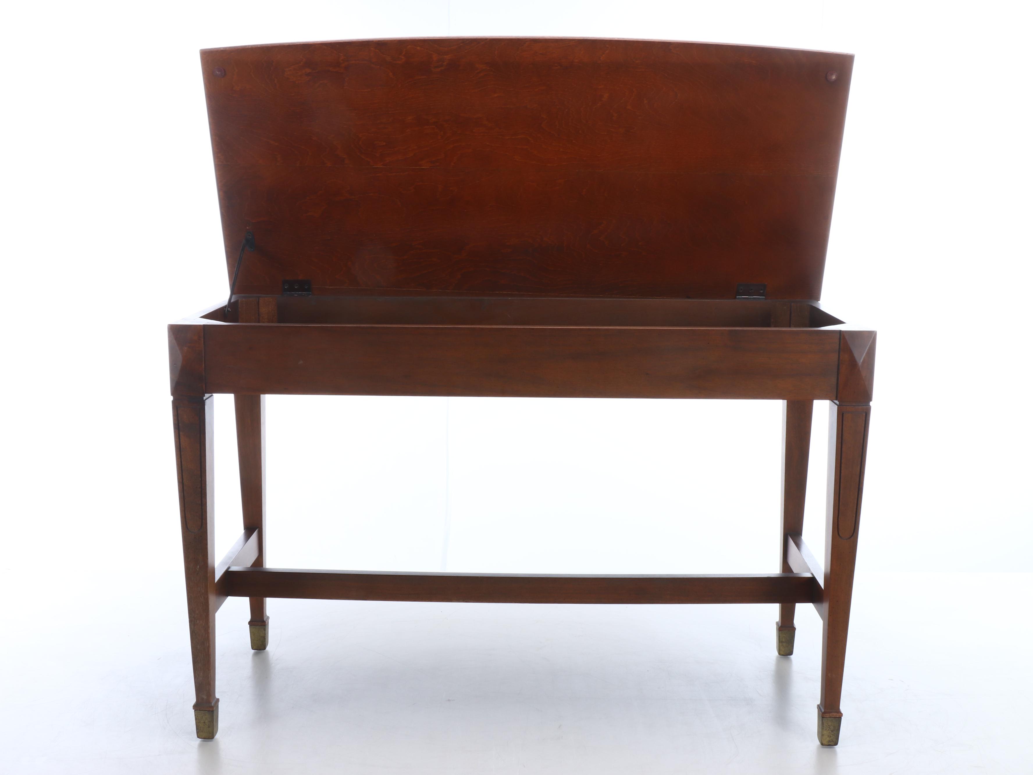 Sheraton Style Walnut Lift-Top Writing Table, Mid to Late 20th Century