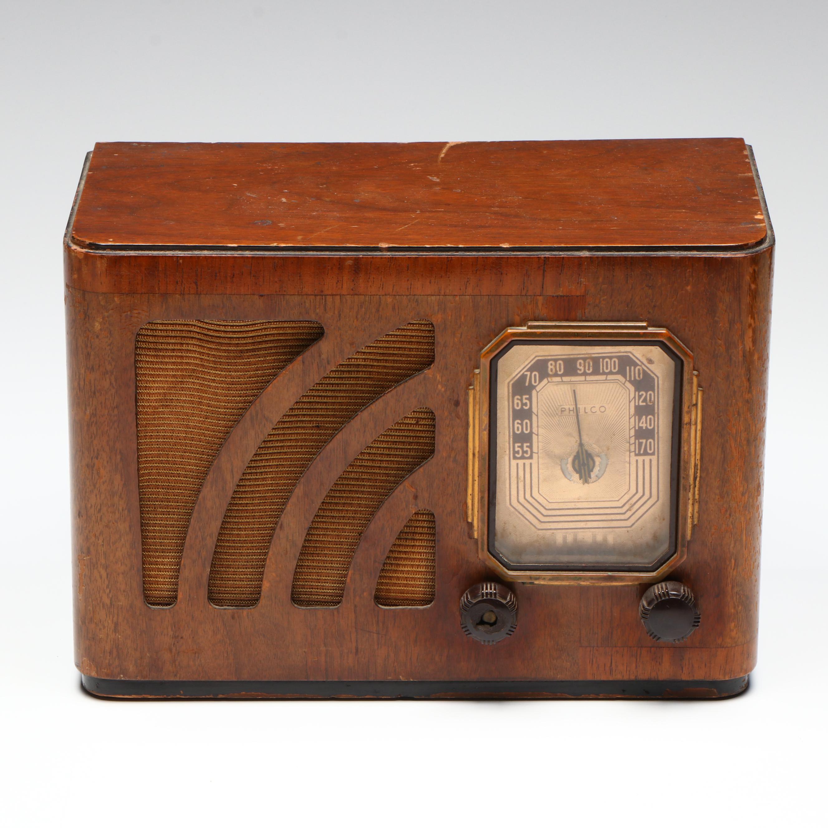 Philco Model 38-12C Tube Radio