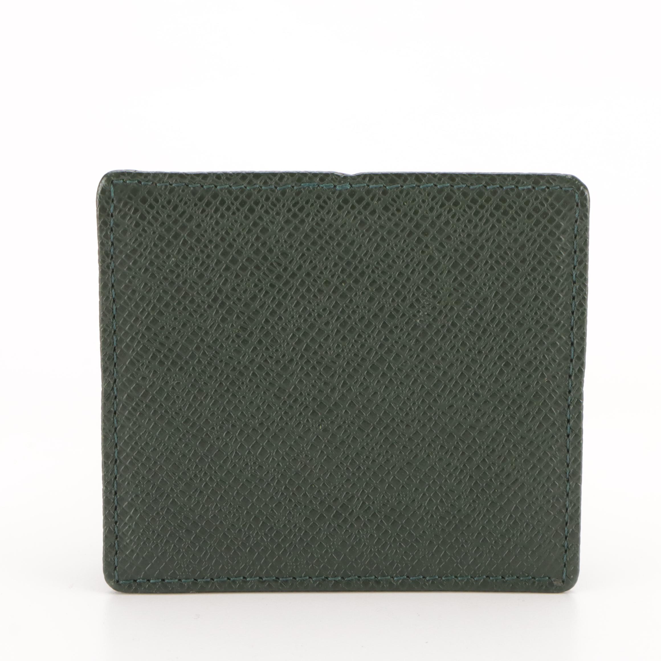Louis Vuitton Porte-Monnaie Boîte in Dark Green Taïga Leather
