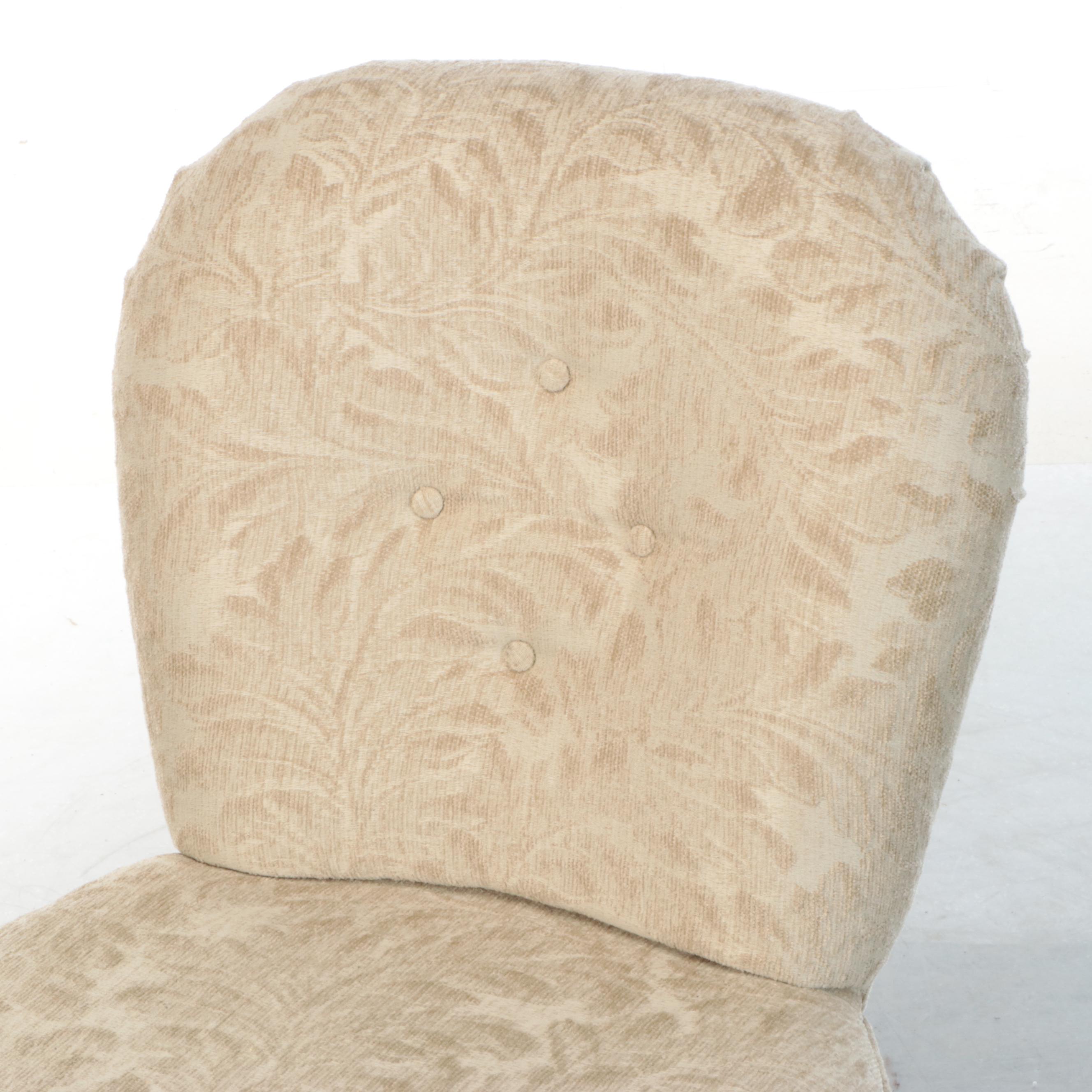 Queen Anne Style Upholstered Accent Chair
