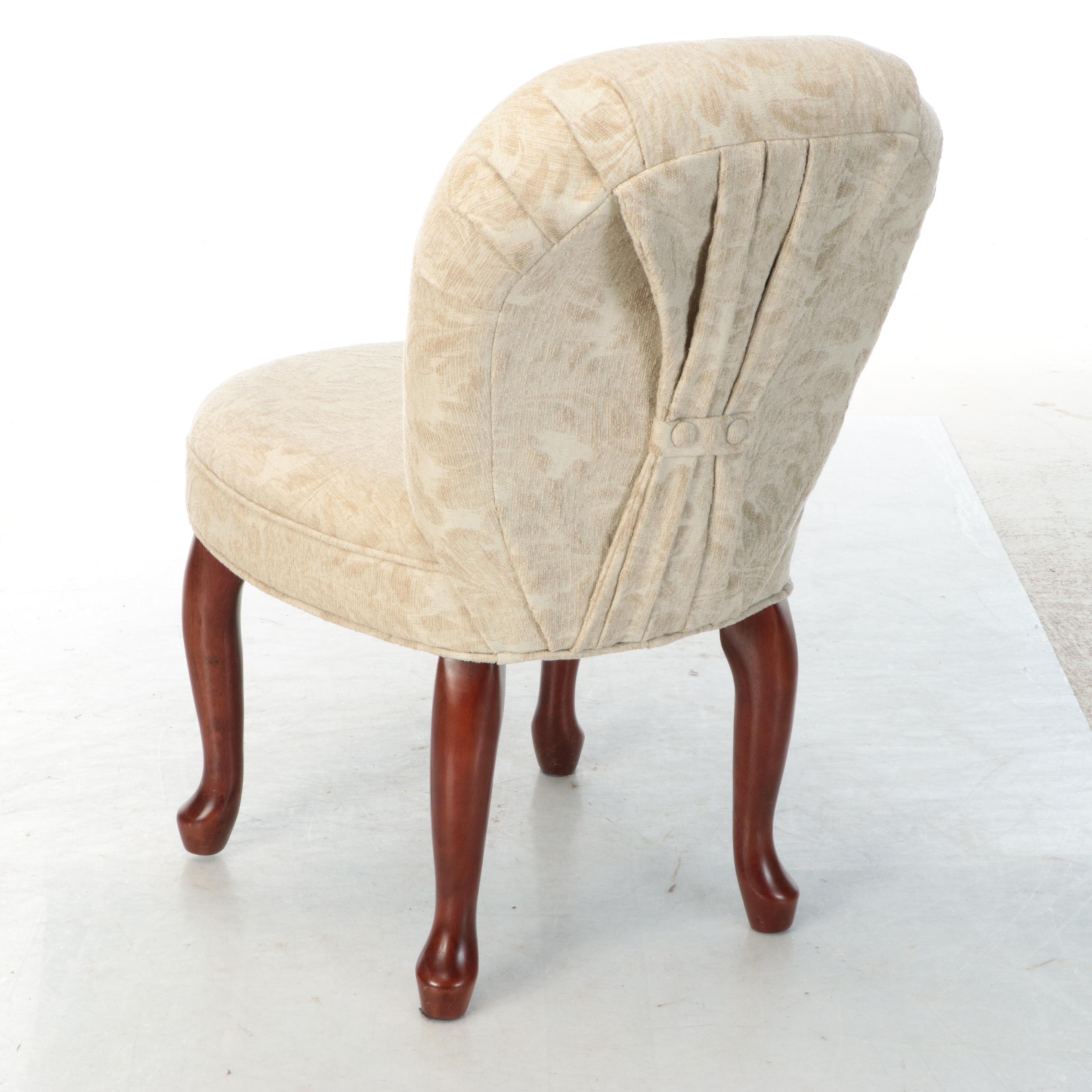 Queen Anne Style Upholstered Accent Chair