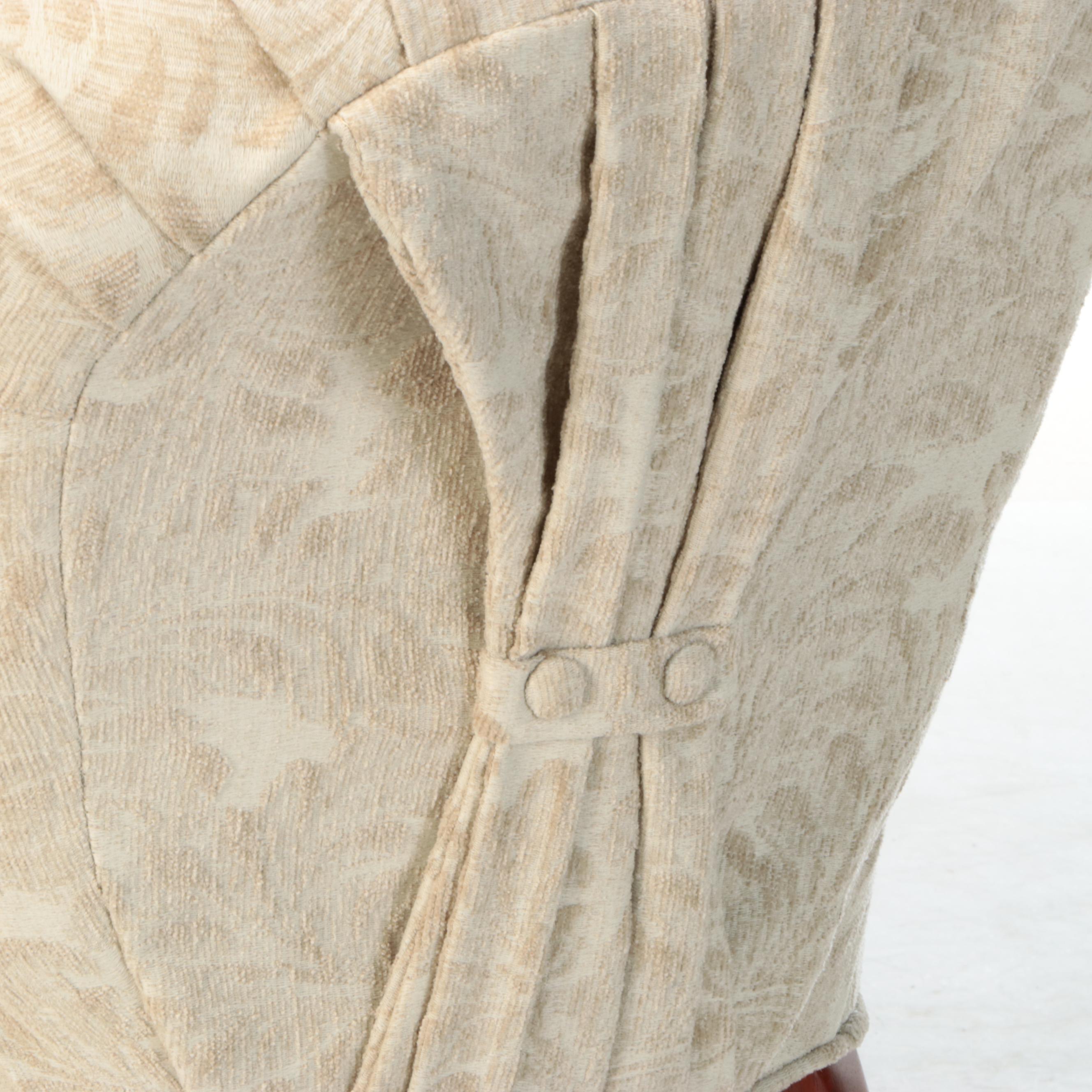 Queen Anne Style Upholstered Accent Chair