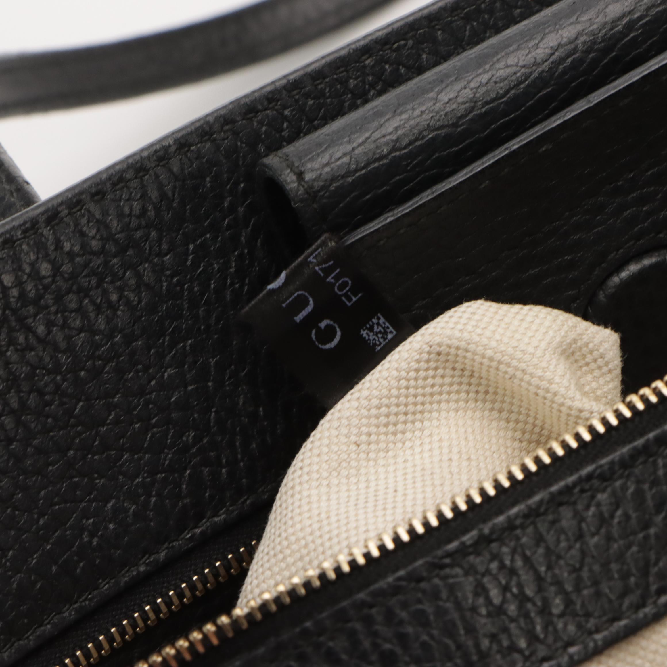 Gucci Medium Swing Tote in Grained Leather