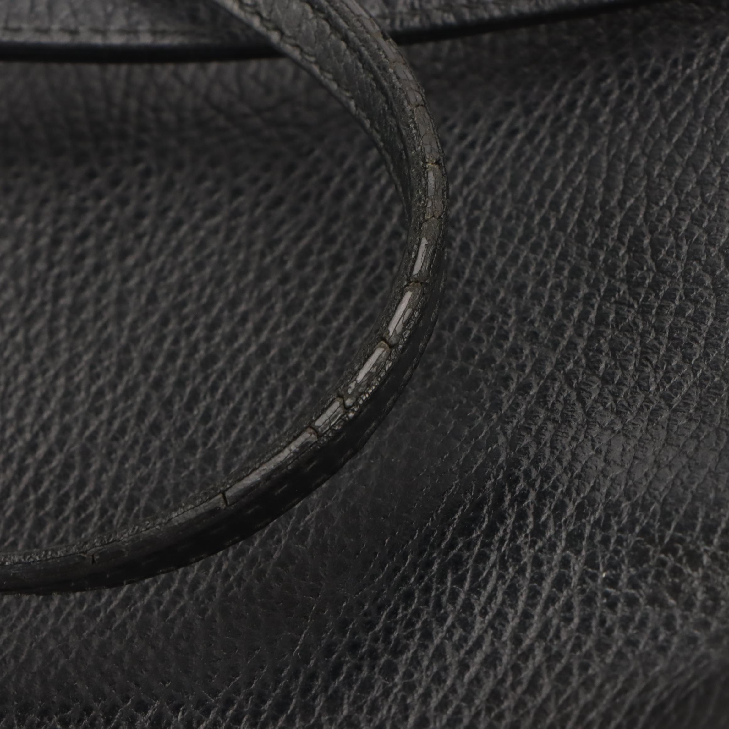 Gucci Medium Swing Tote in Grained Leather