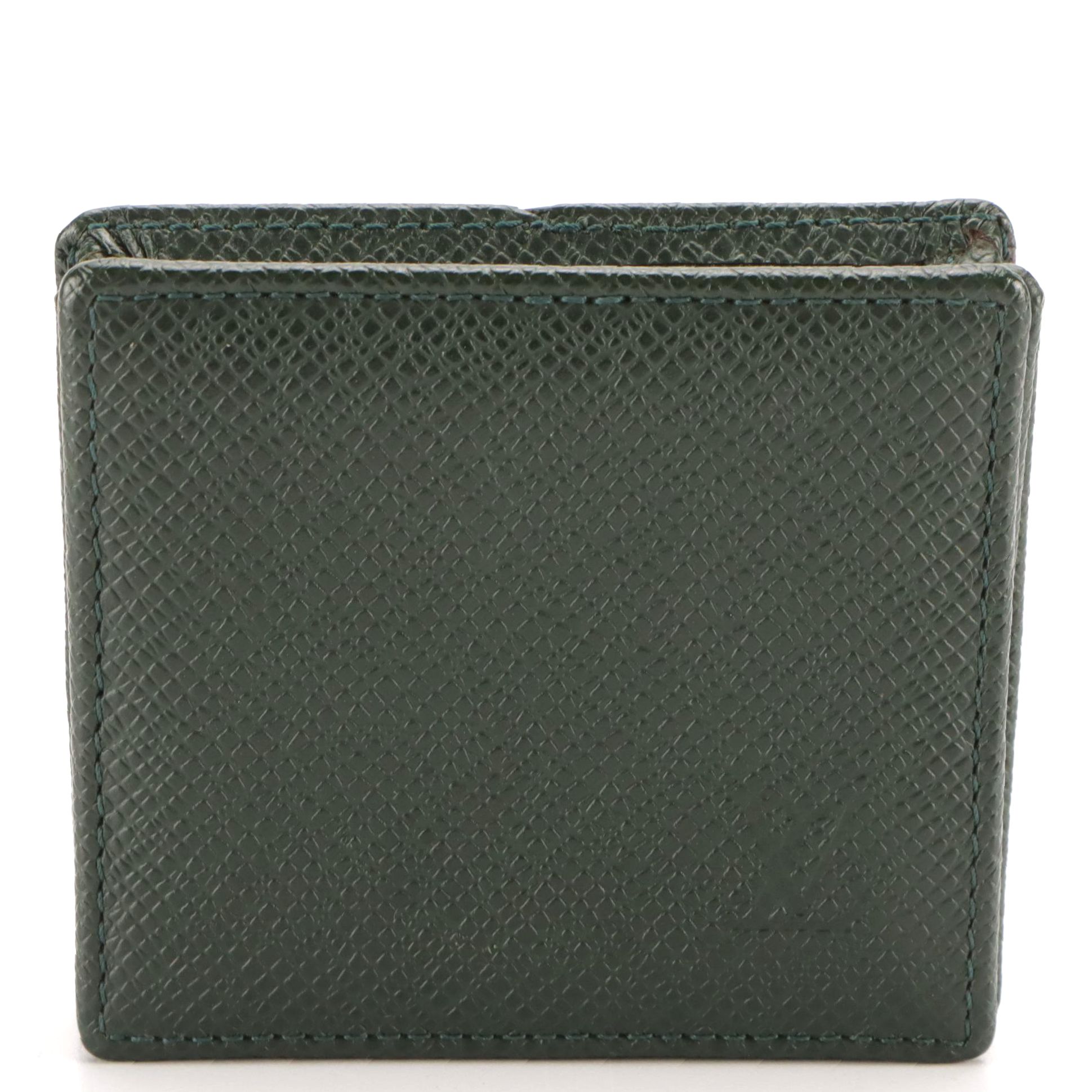 Louis Vuitton Porte-Monnaie Boîte in Dark Green Taïga Leather