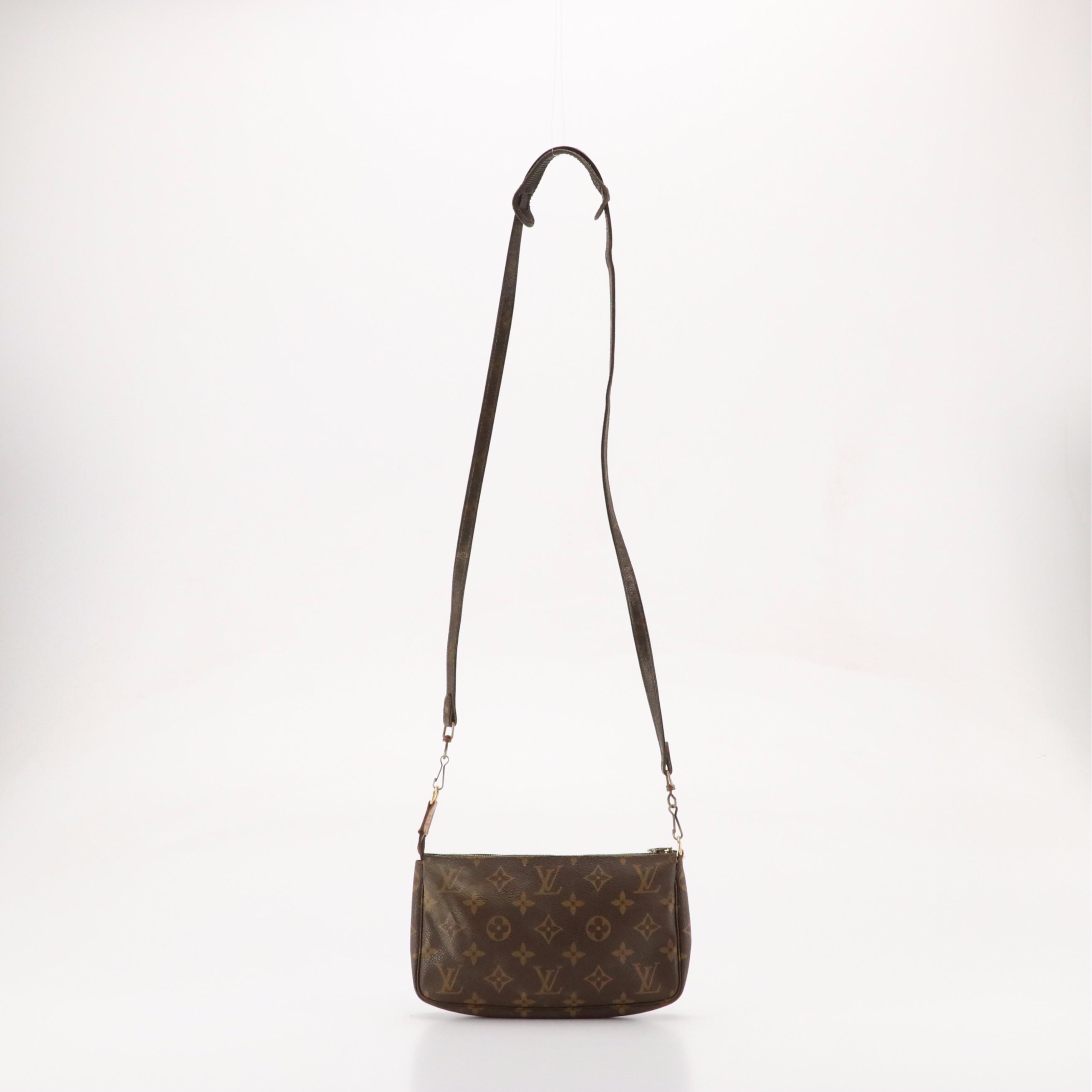 Louis Vuitton Pochette Accessoires Crossbody in Monogram Canvas