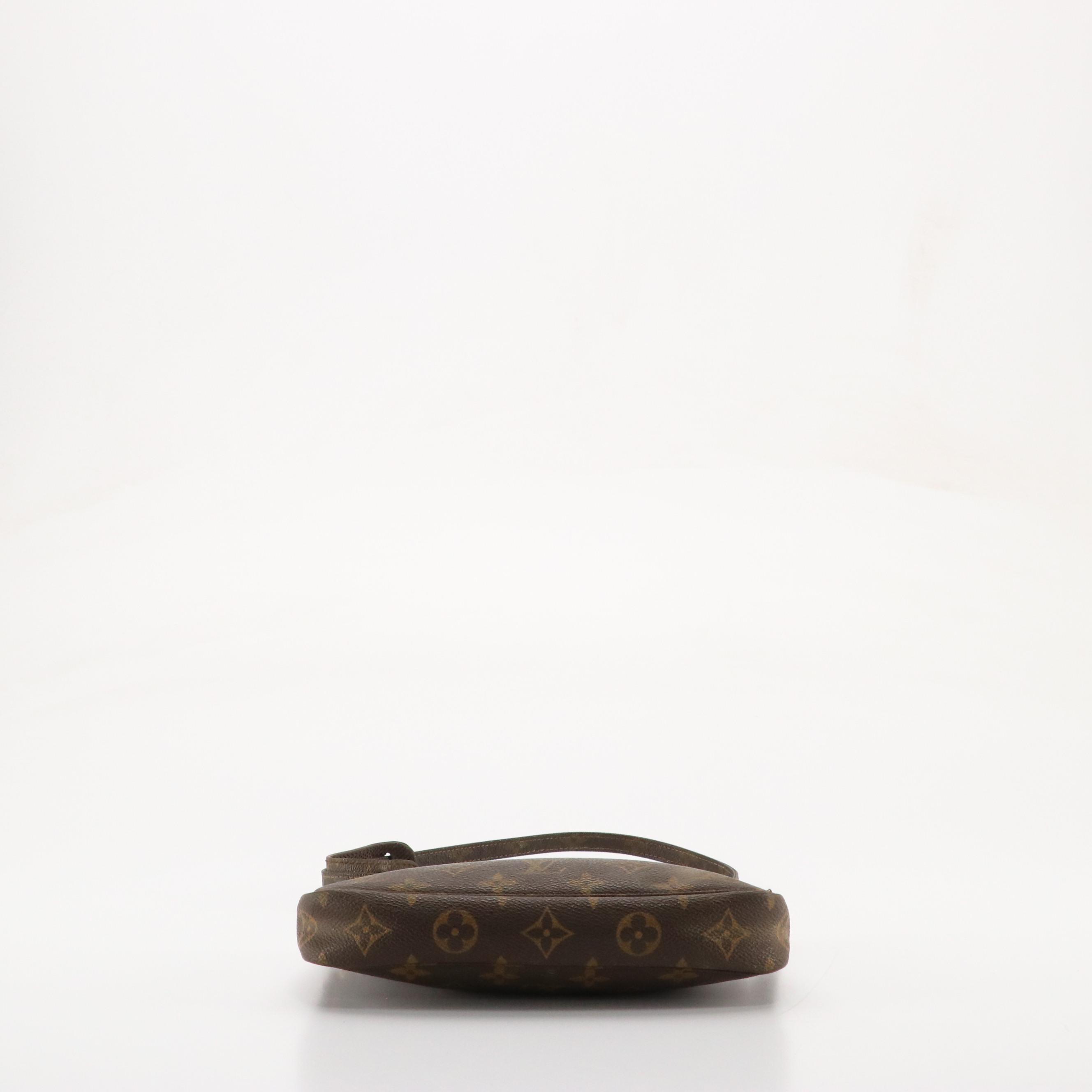 Louis Vuitton Pochette Accessoires Crossbody in Monogram Canvas