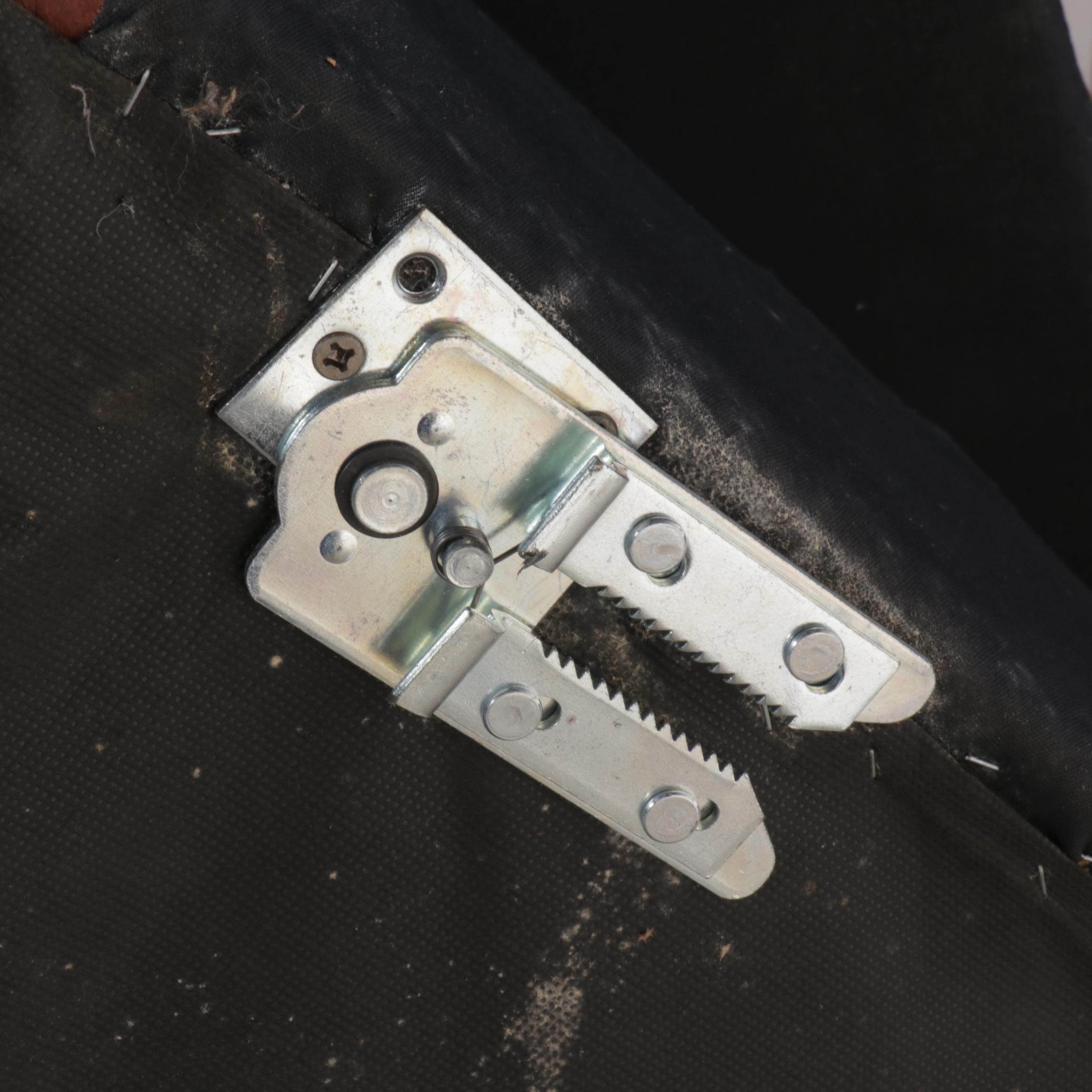 Bernhardt Contemporary Leather Upholstered L-Shaped Sectional Sofa