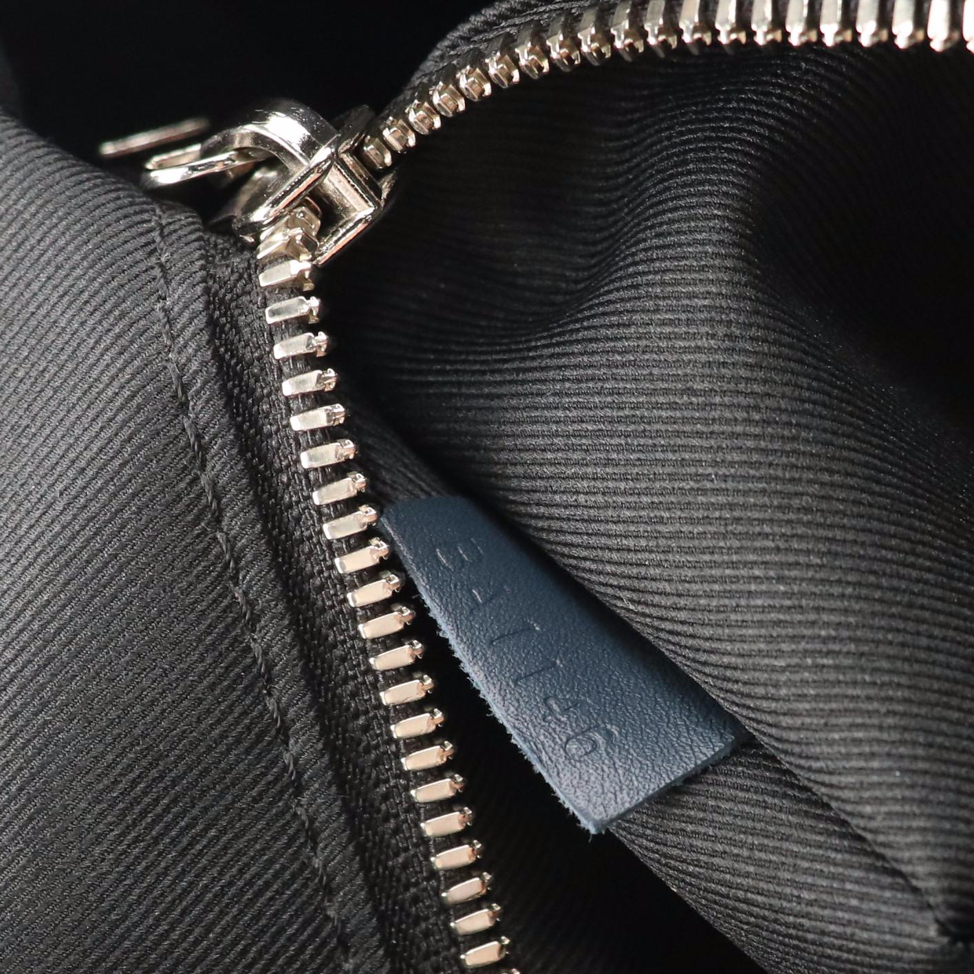 Louis Vuitton 2017 America's Cup Mick Messenger Bag in Damier Infini Leather