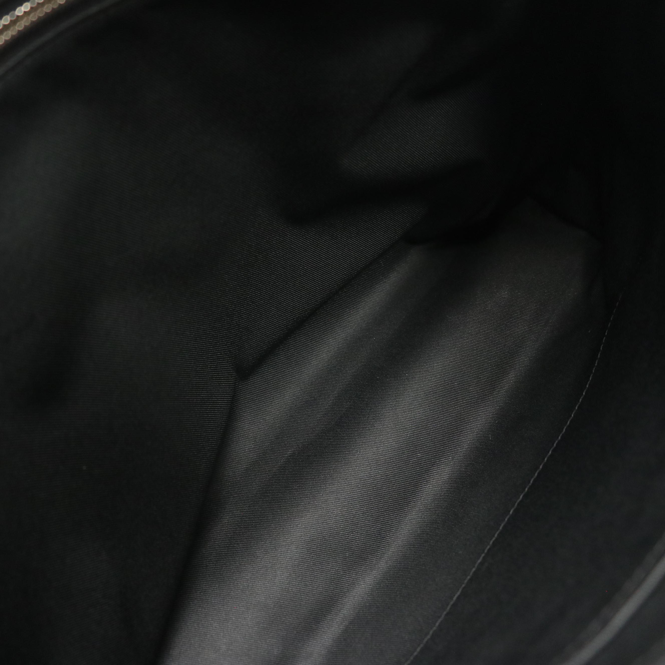 Louis Vuitton 2017 America's Cup Mick Messenger Bag in Damier Infini Leather