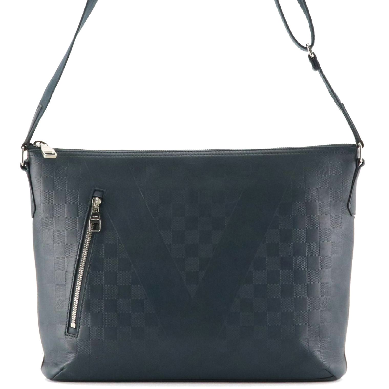 Louis Vuitton 2017 America's Cup Mick Messenger Bag in Damier Infini Leather