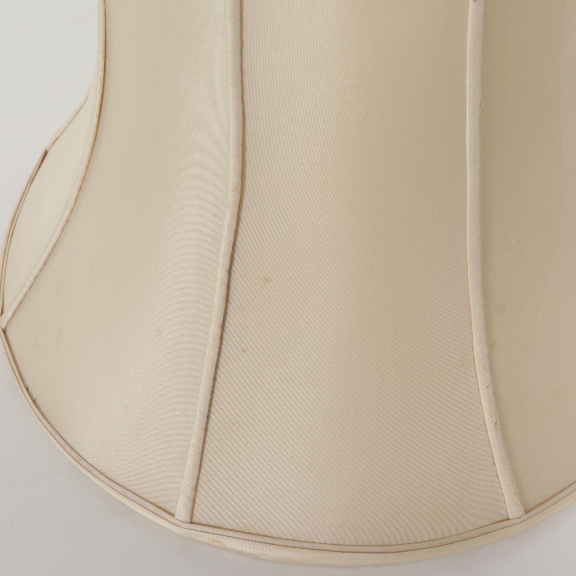 Dynasty Classics White Urn-Shaped Glass Table Lamp with Silk Shade