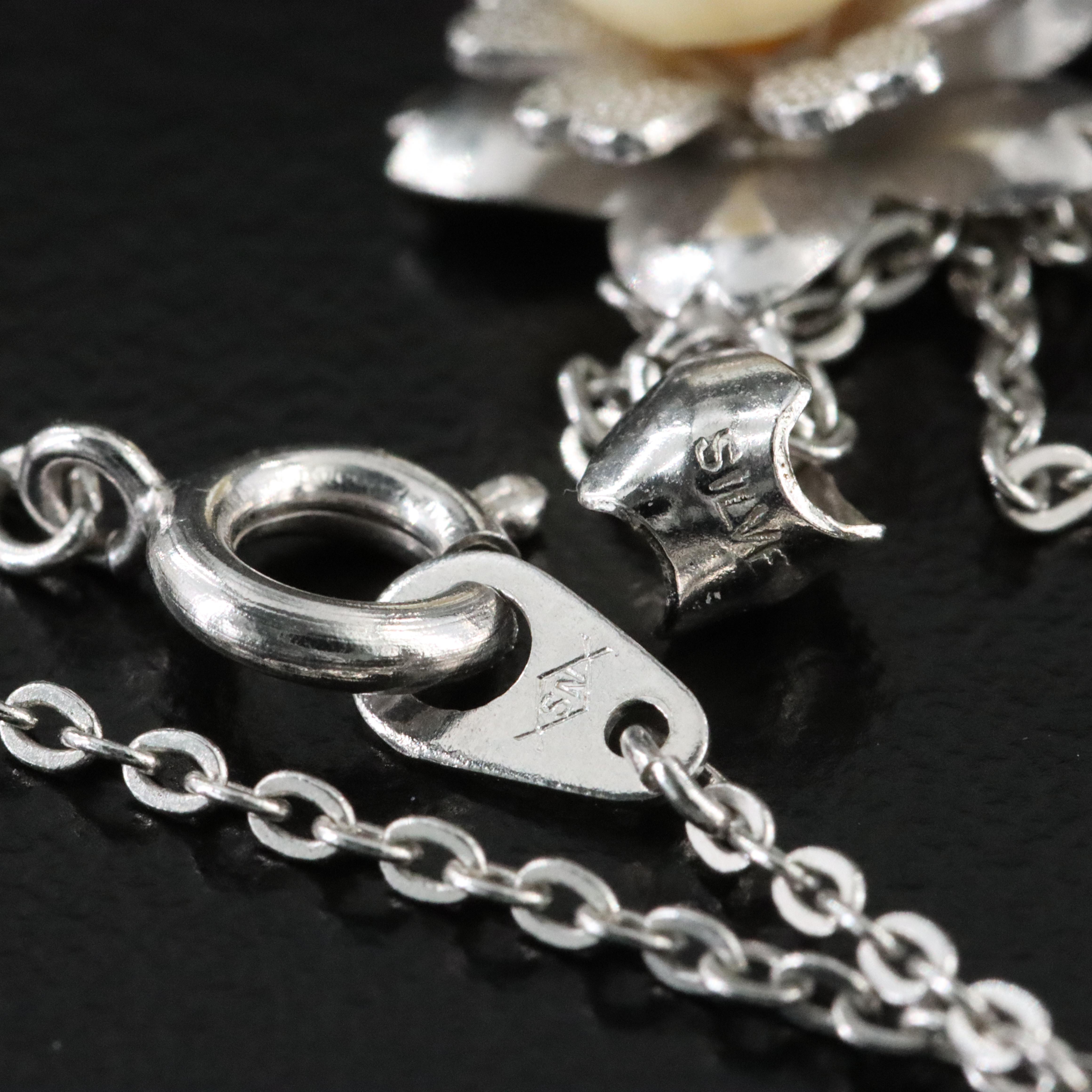 Pearl Flower Necklace