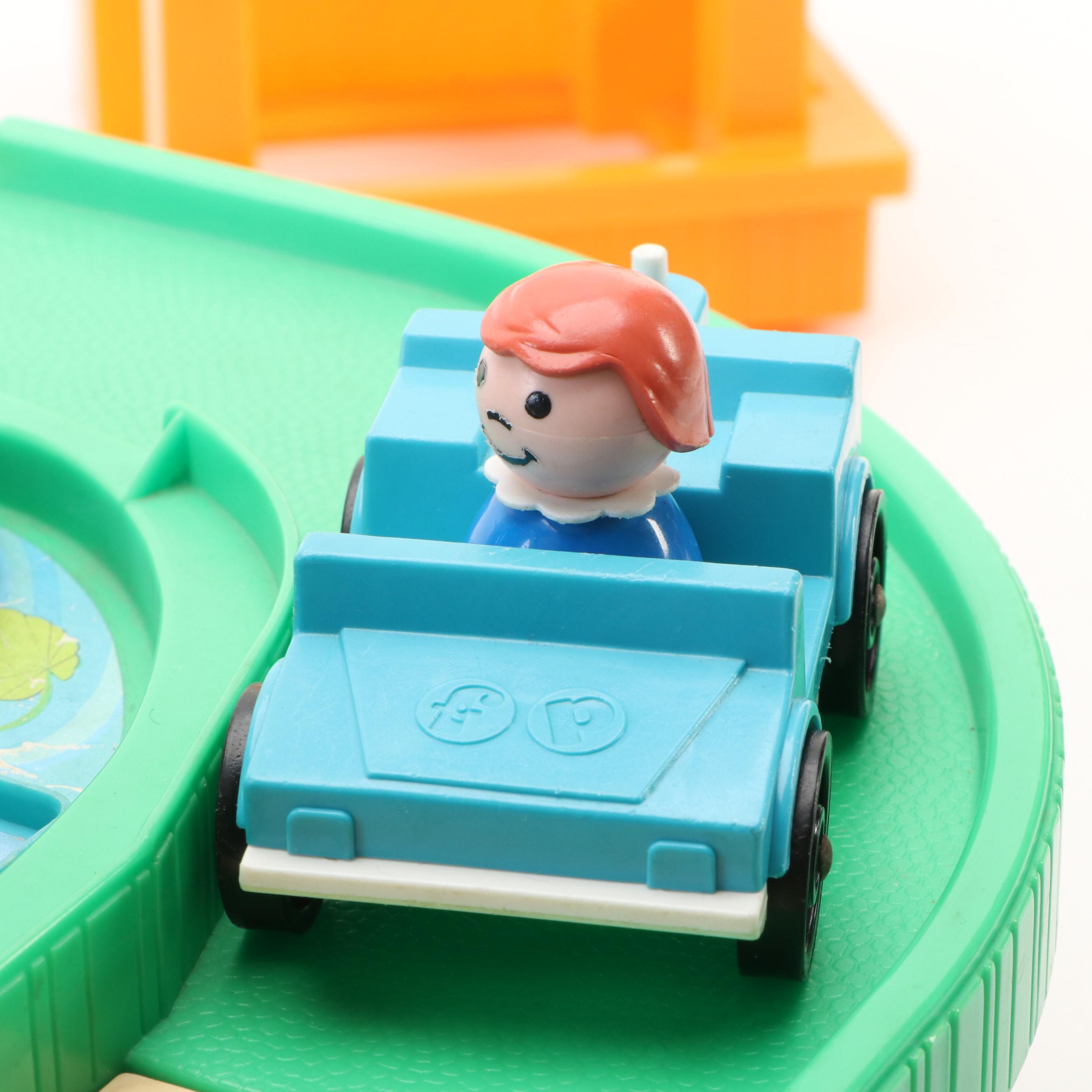 Fisher-Price Little People Zoo Child's Playset, 1984