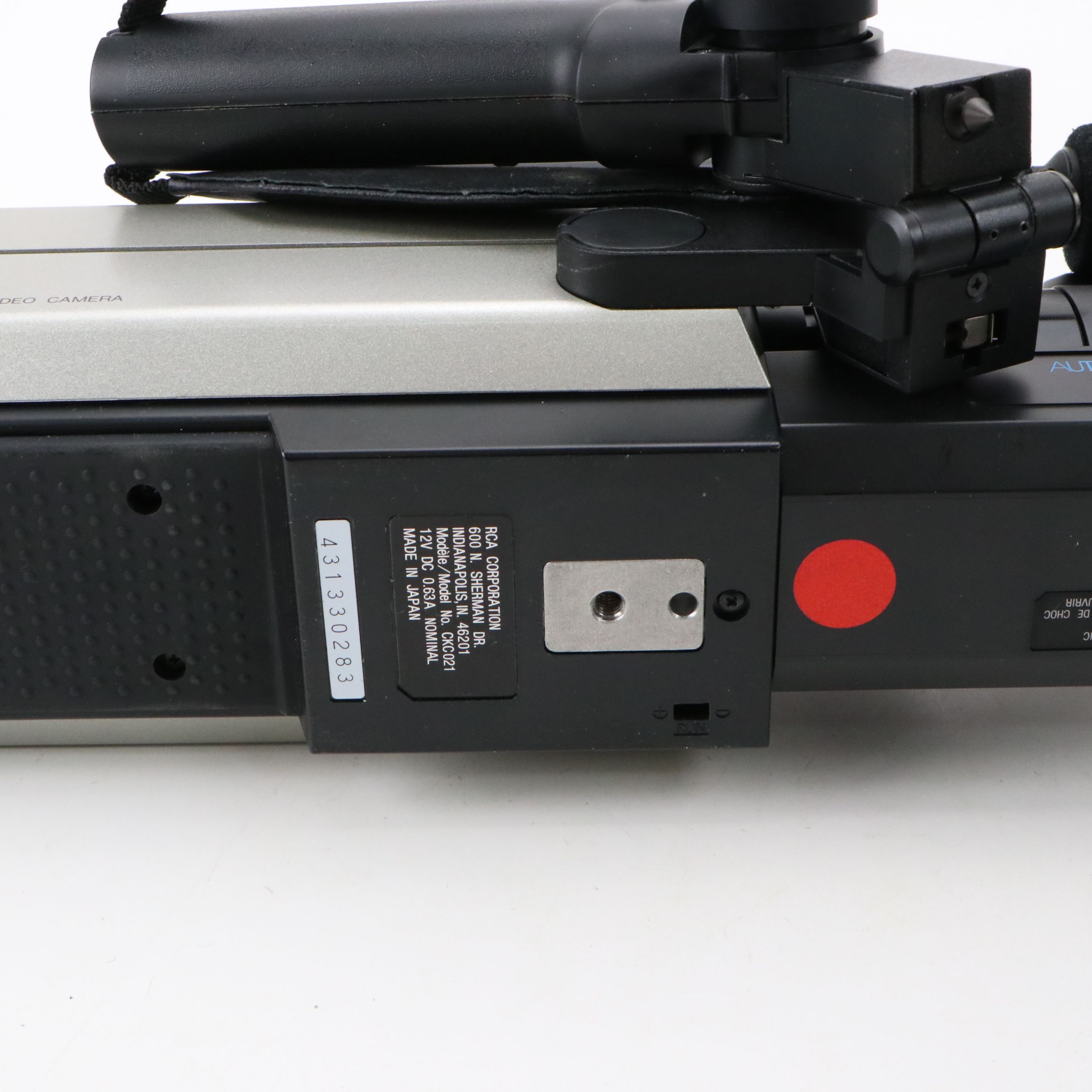 RCA Video Color Camera with RCA Eyepiece, Red Accent Tripod, and Hardside Case