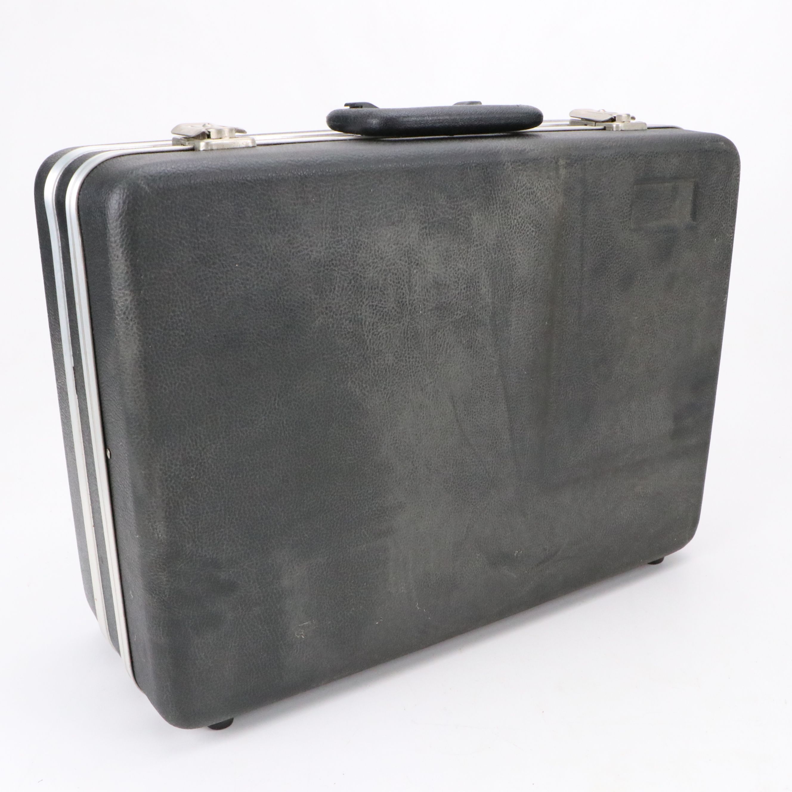 RCA Video Color Camera with RCA Eyepiece, Red Accent Tripod, and Hardside Case