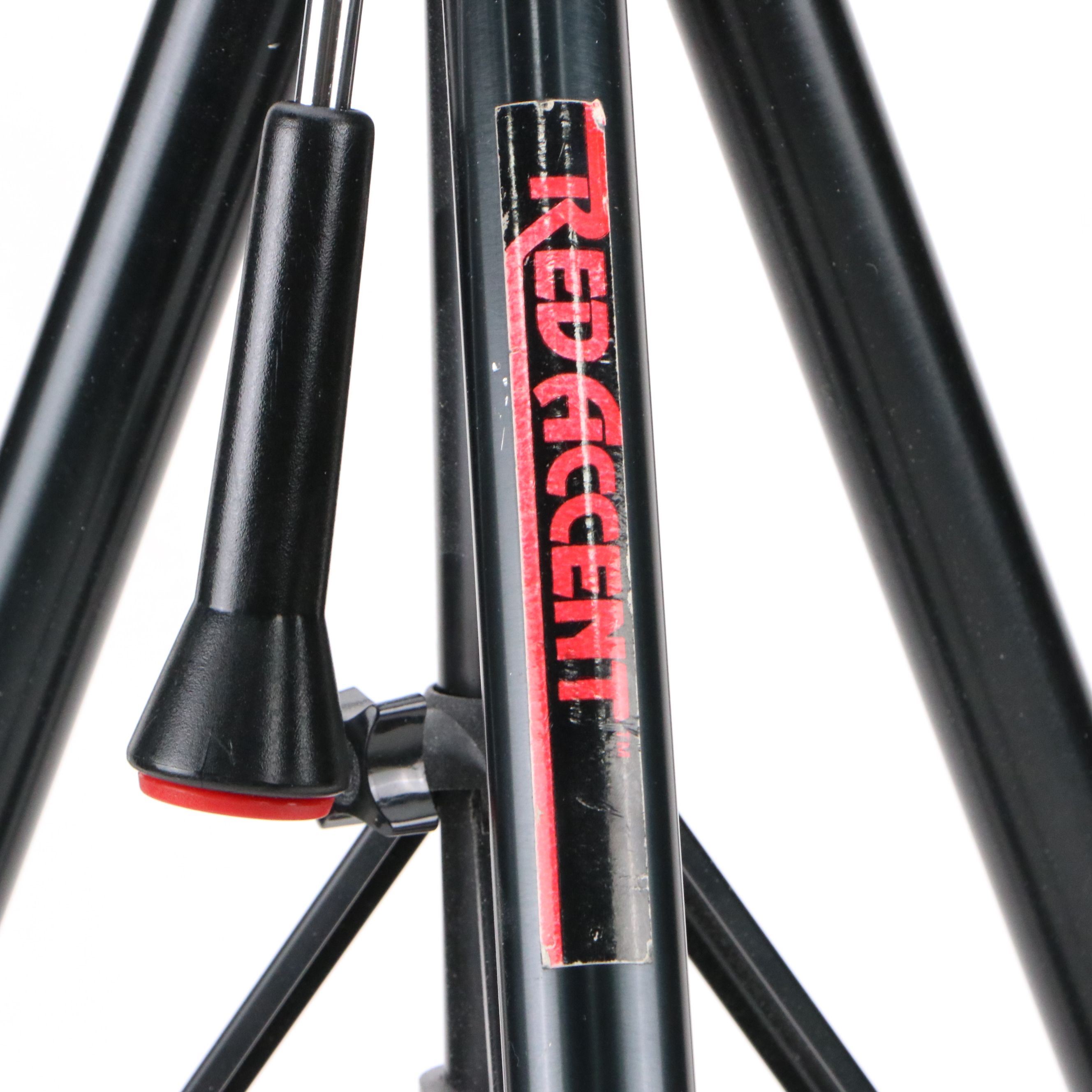 RCA Video Color Camera with RCA Eyepiece, Red Accent Tripod, and Hardside Case