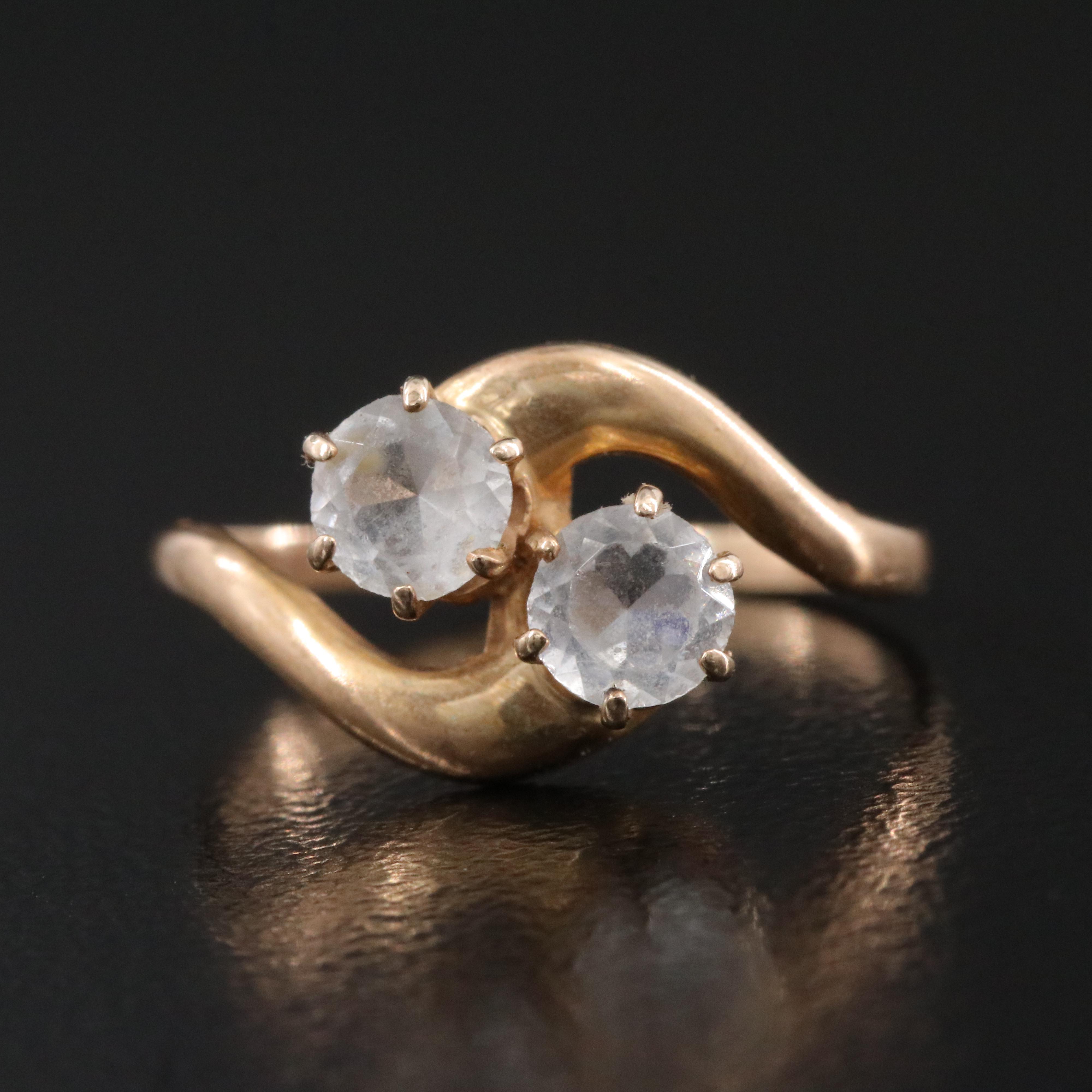 10K Faux Diamond Toi et Moi Ring