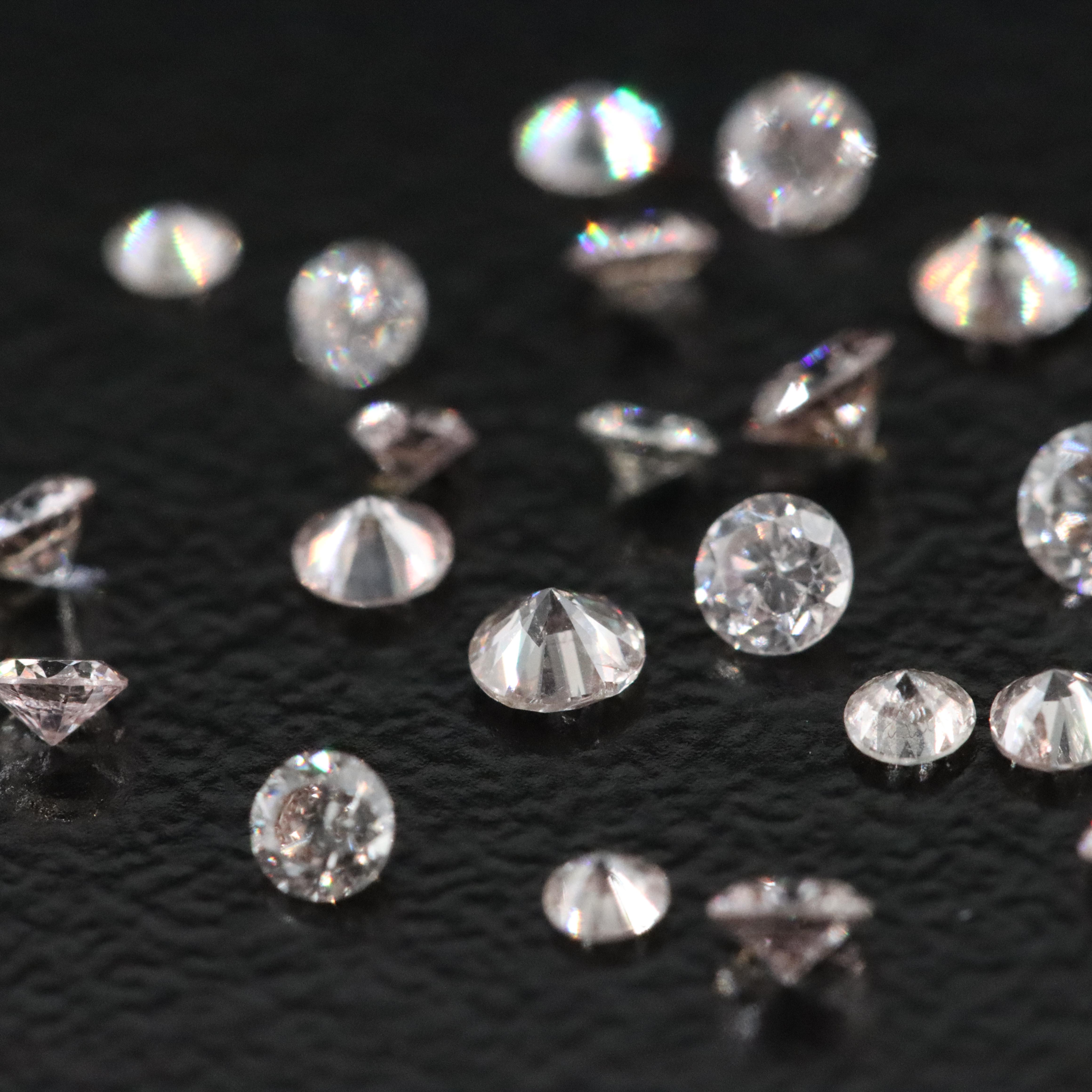 Loose 0.99 CTW Diamonds Featuring Light Pink