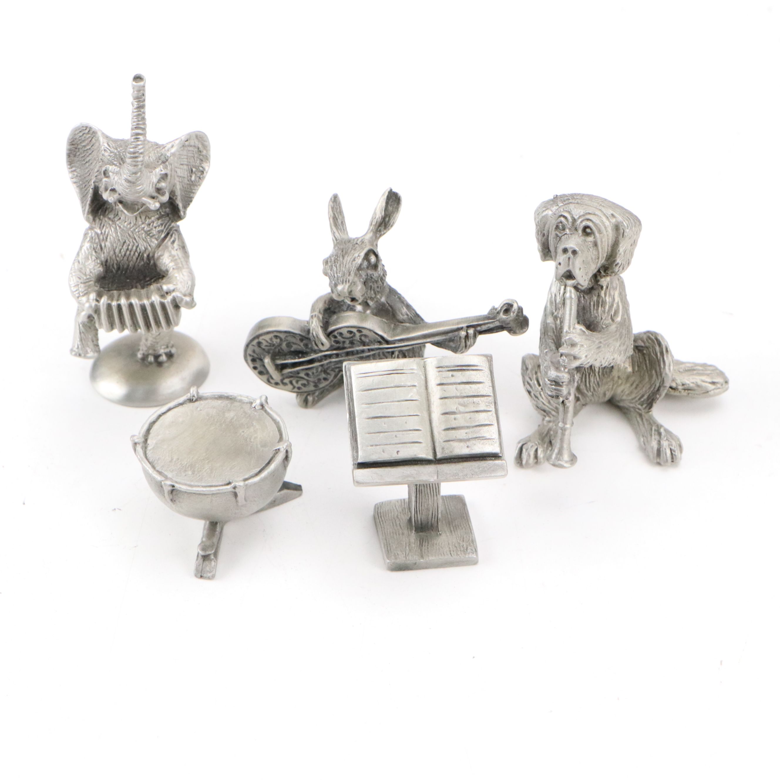 Hudson Pewter Animal Orchestra with Wood Risers