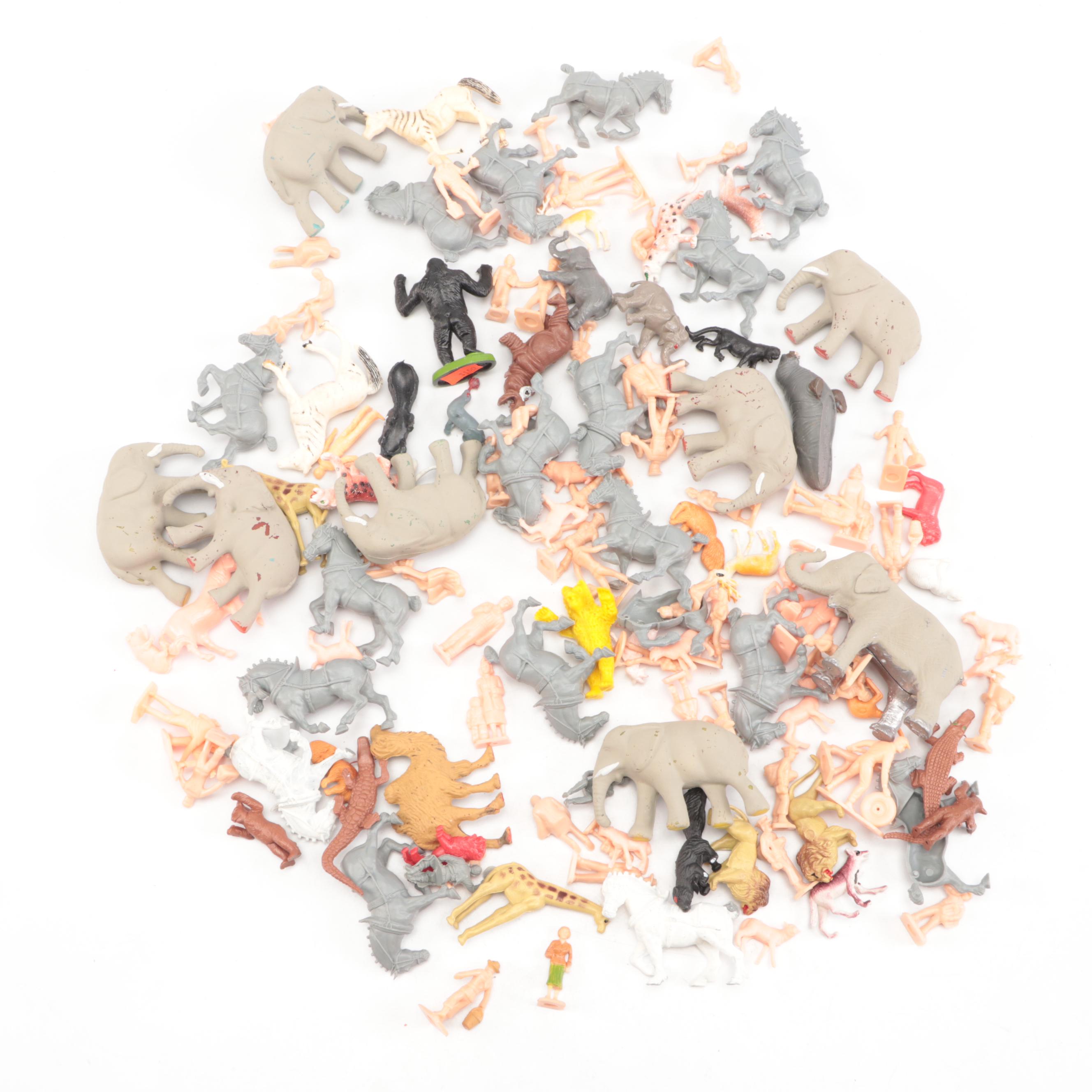 Ringling Bros. Themed Train Cars with Other Train Figures and Accessories