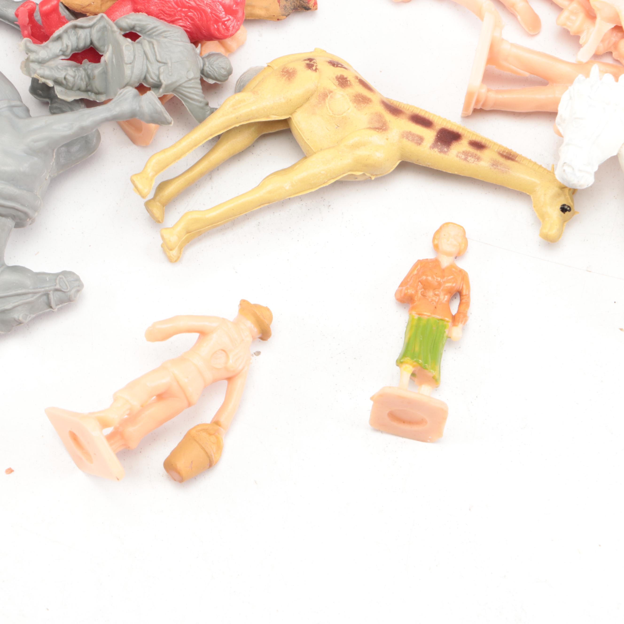 Ringling Bros. Themed Train Cars with Other Train Figures and Accessories