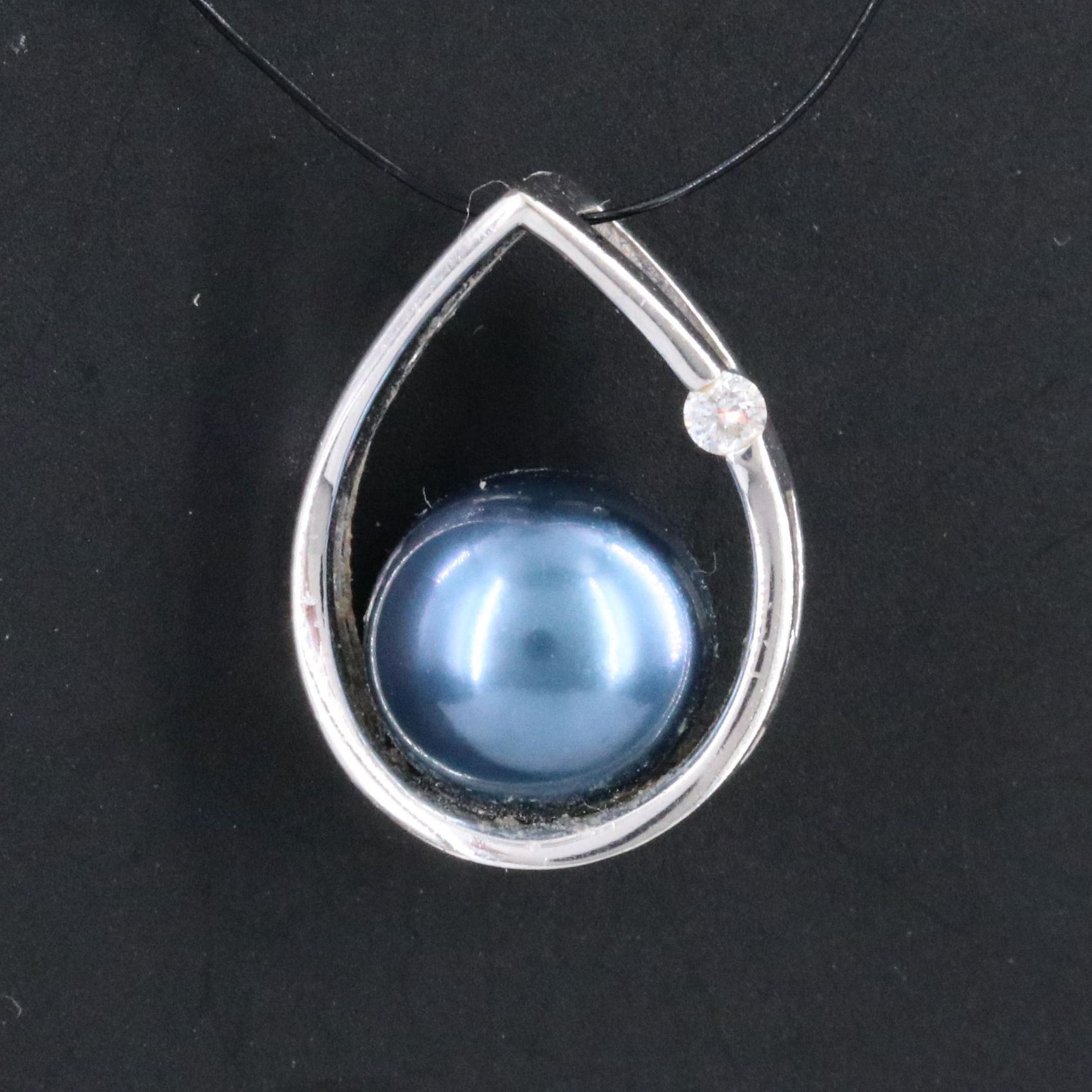 14K Pearl Pendant