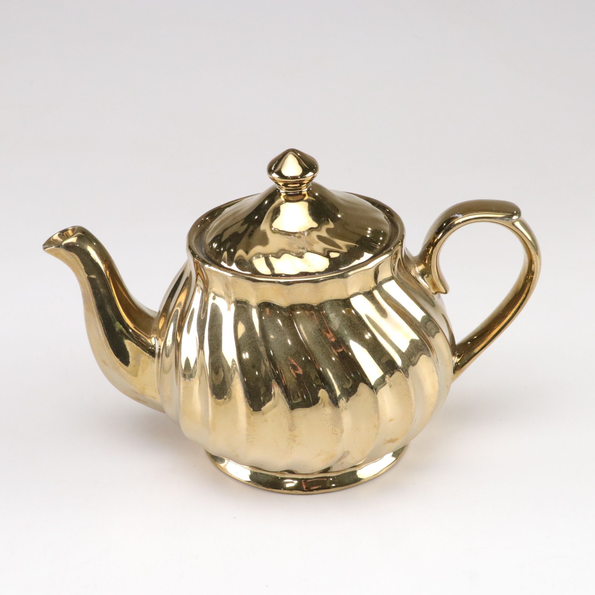 Japan Gilt Porcelain Dinnerware & Glass Ice Cream Bowls