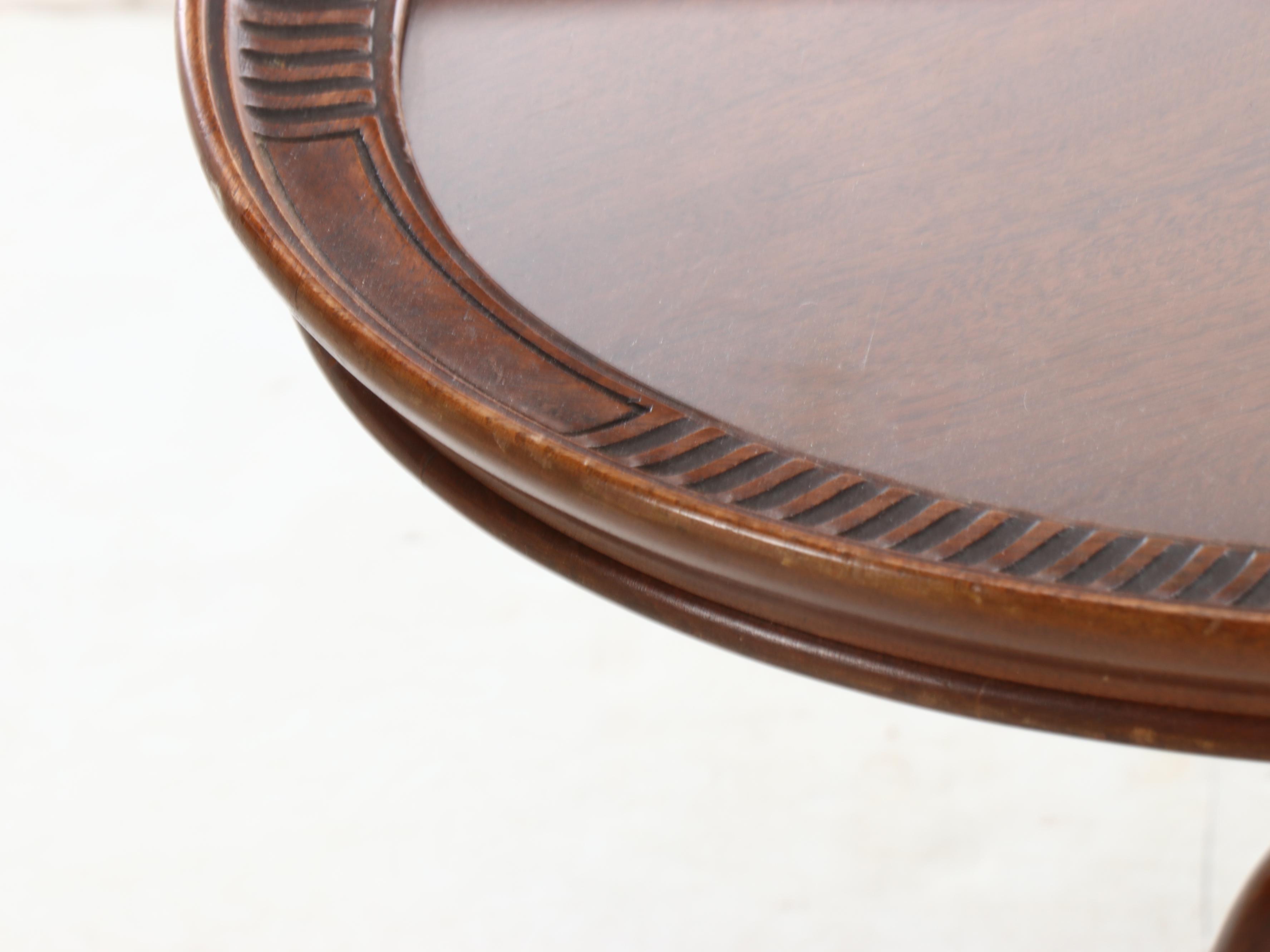 Imperial Mahogany Oval Side Table