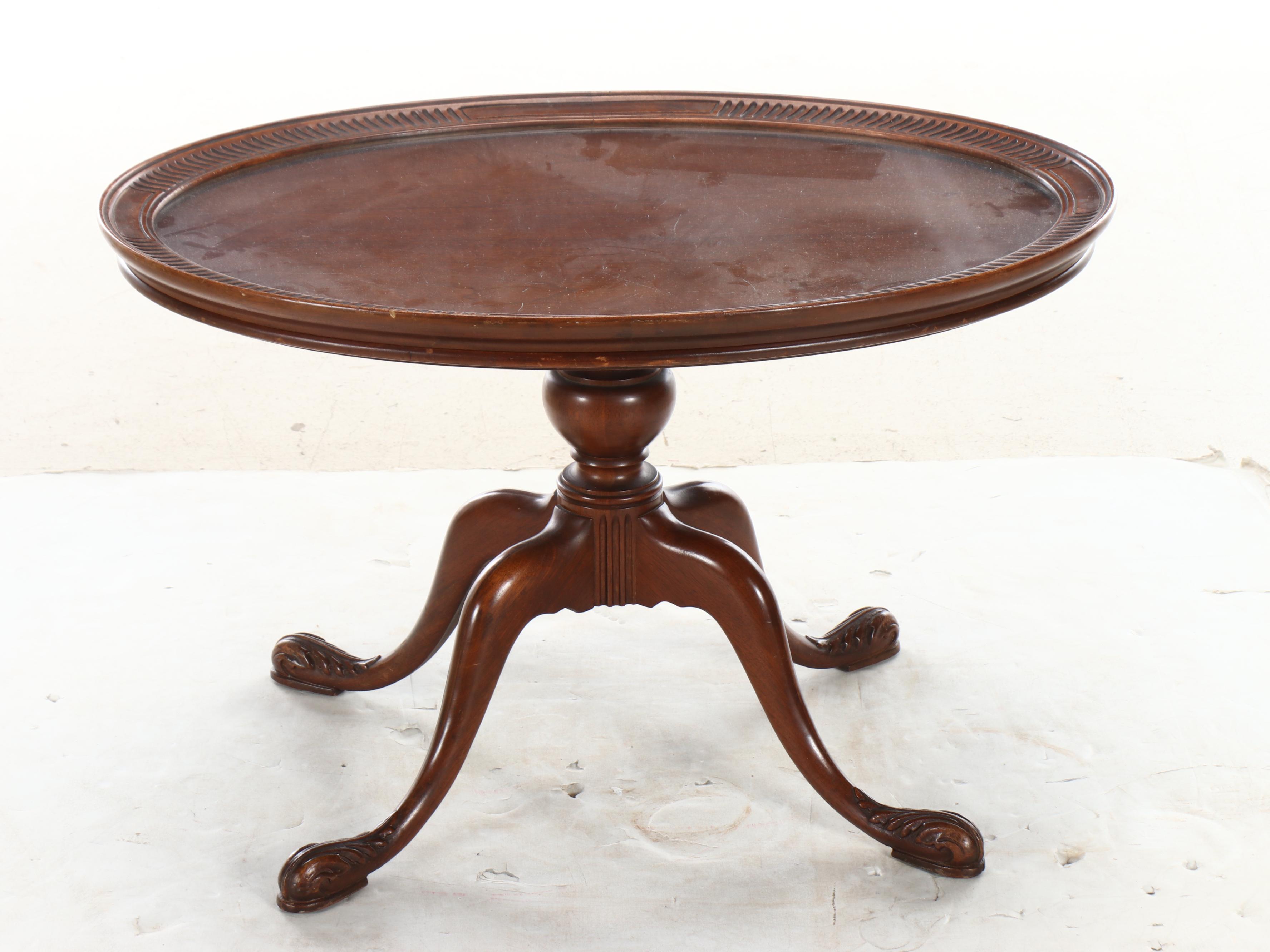 Imperial Mahogany Oval Side Table