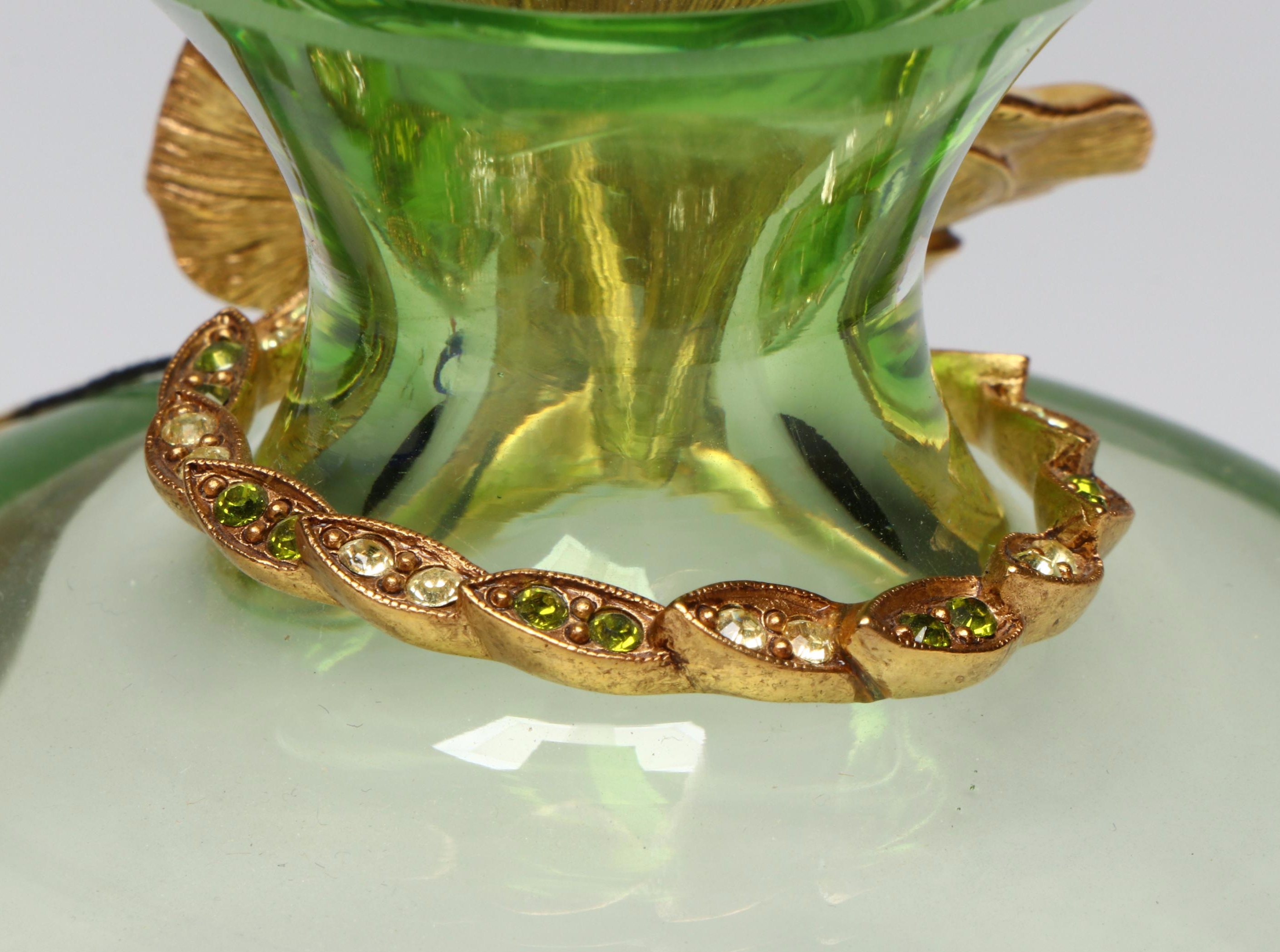 Jay Strongwater "Camellia" Vase with Murano Style Fishbowl Paperweight