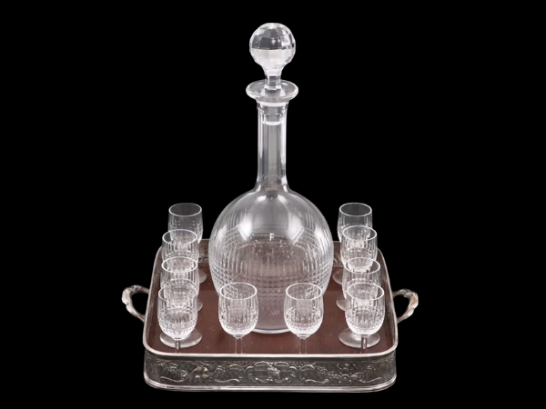 European Flair: Furniture, Art & Décor