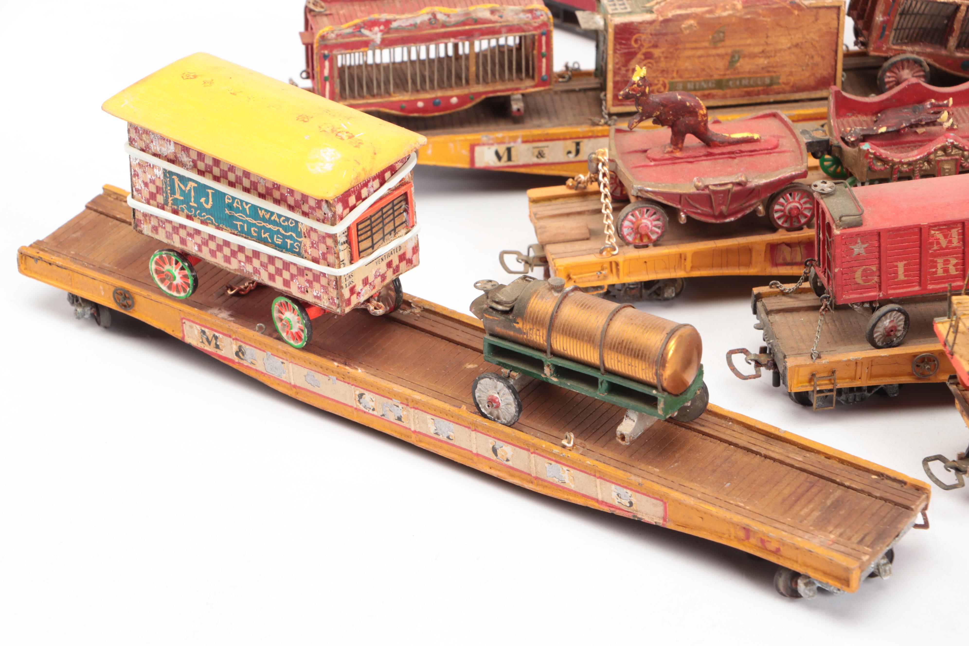 Circus Themed HO Scale Train Set, 20th Century