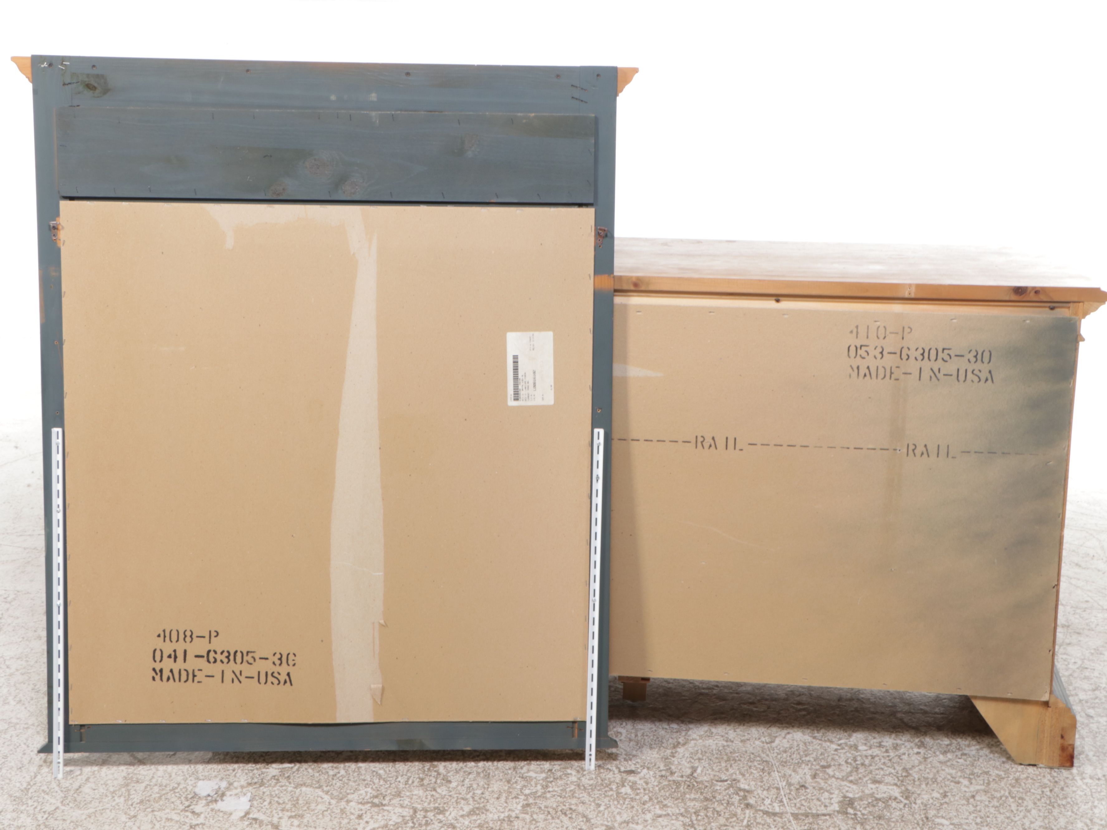 Broyhill Painted Wood Dresser