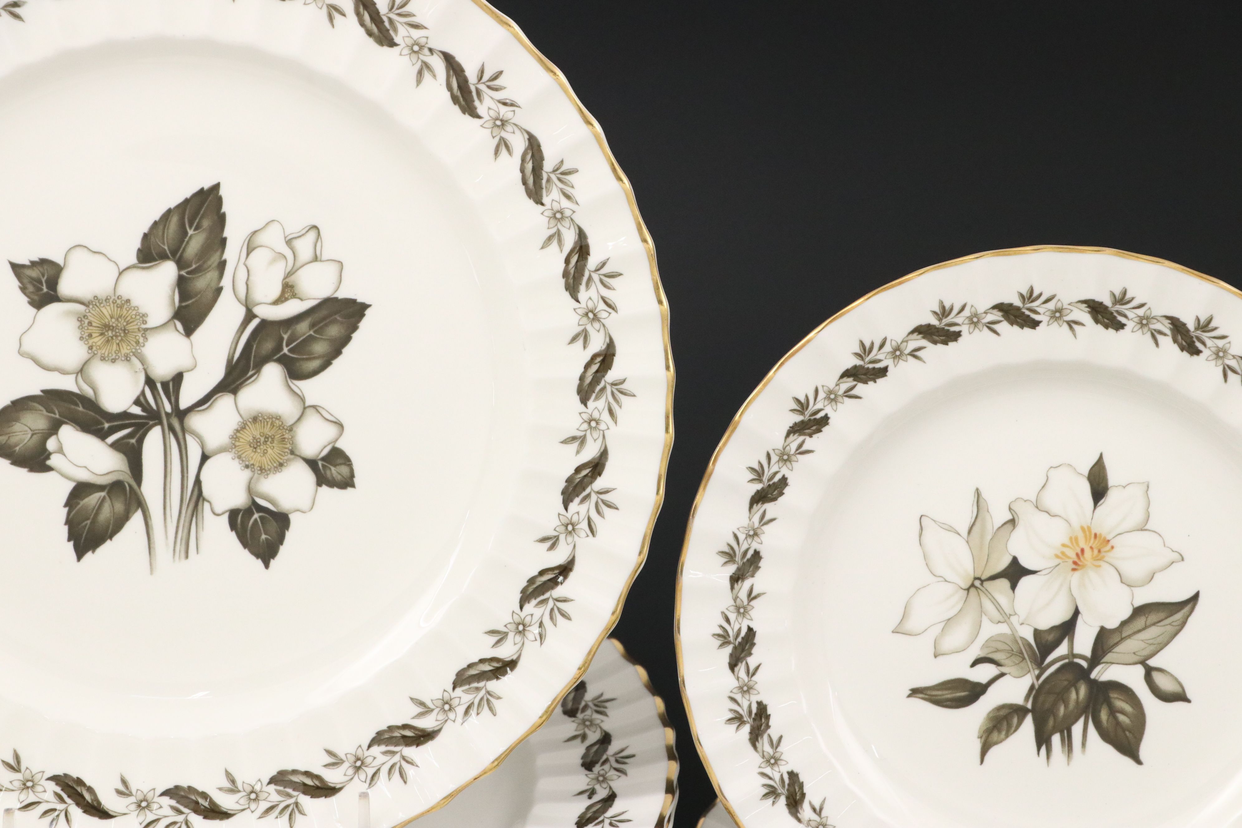 Royal Worcester "Engadine" Bone China Dinnerware and Serving Pieces, 1947 - 1961