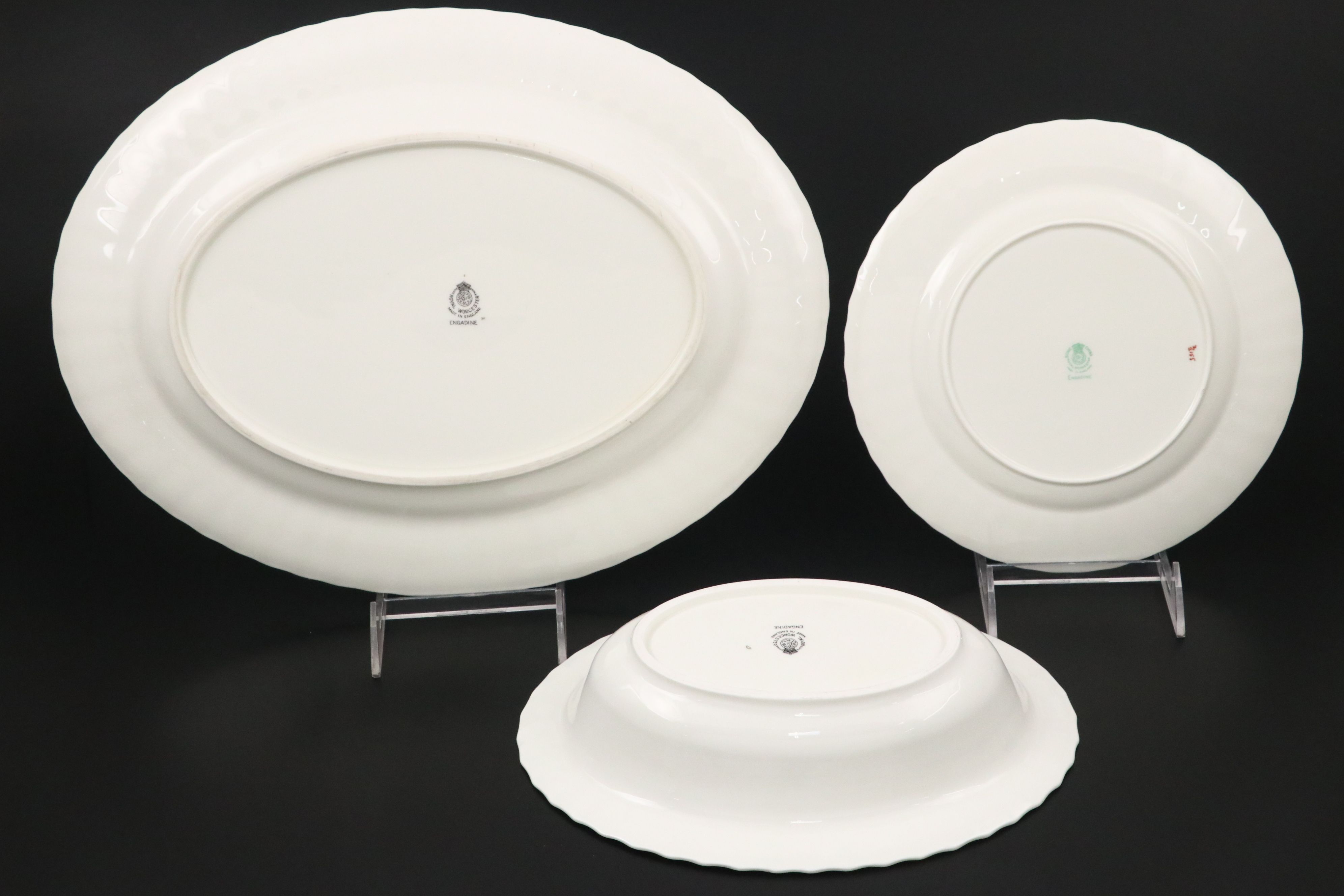 Royal Worcester "Engadine" Bone China Dinnerware and Serving Pieces, 1947 - 1961