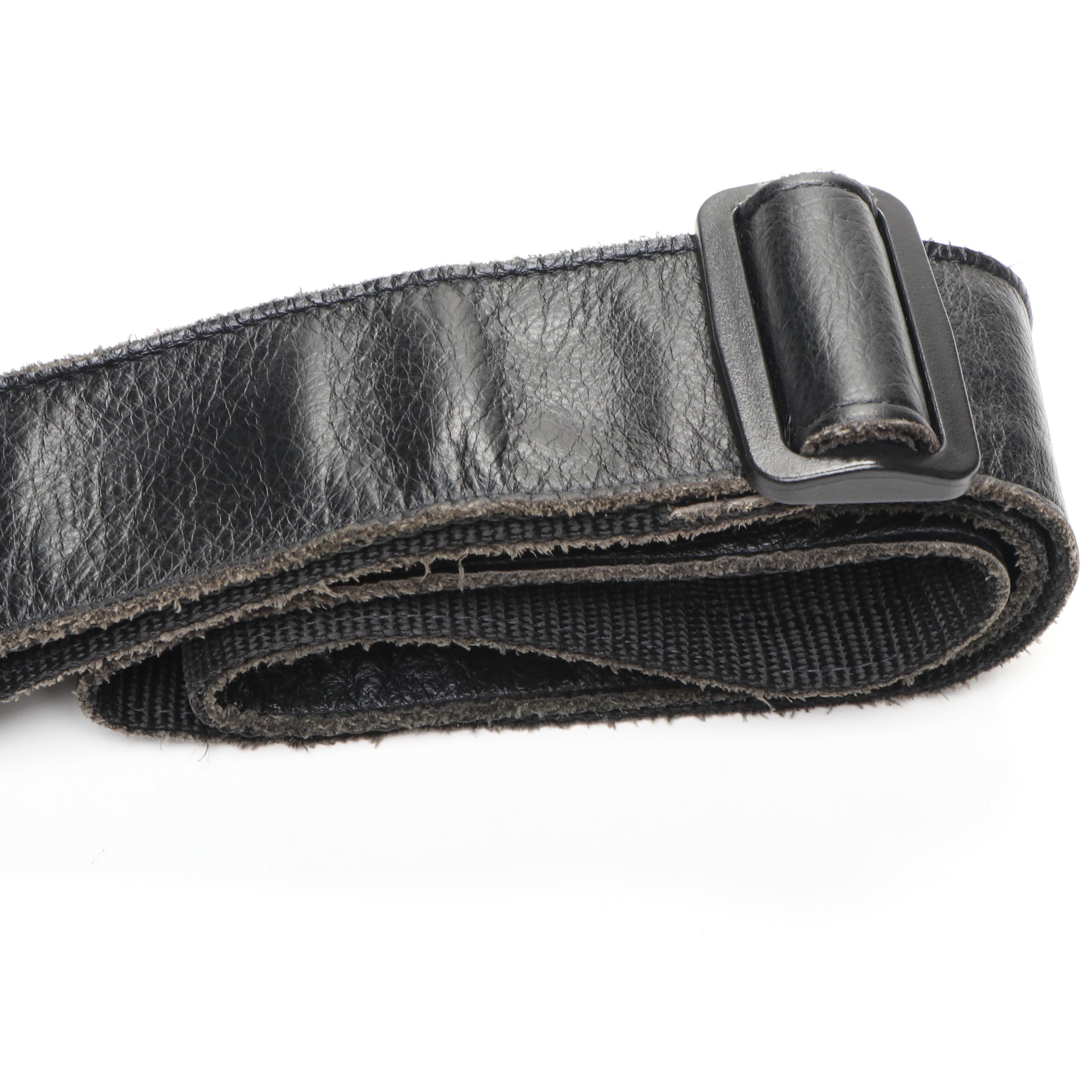 Peavey Guitar Stand with Boss Guitar Pedals, Guitar Strap