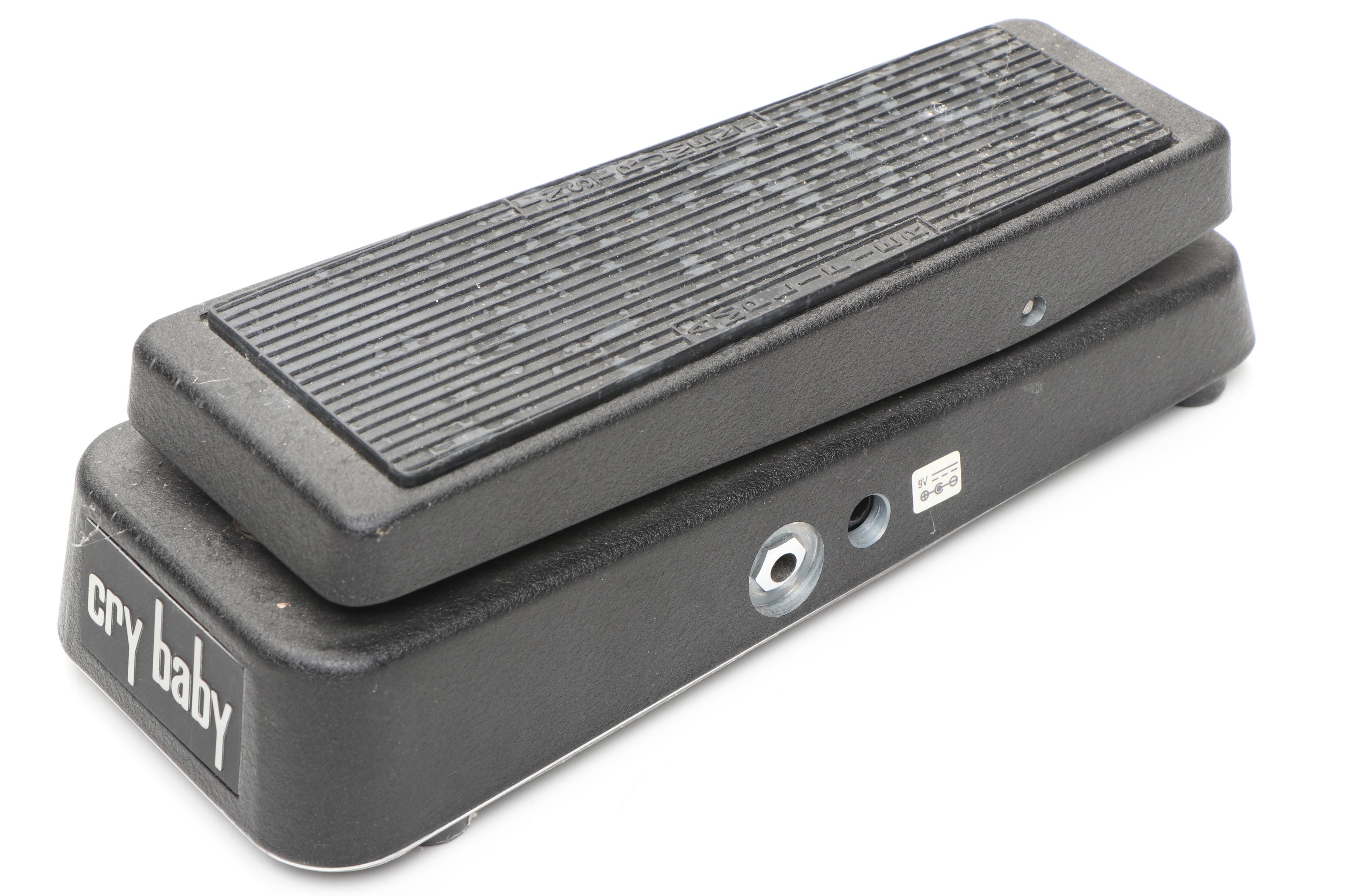 Peavey Guitar Stand with Boss Guitar Pedals, Guitar Strap