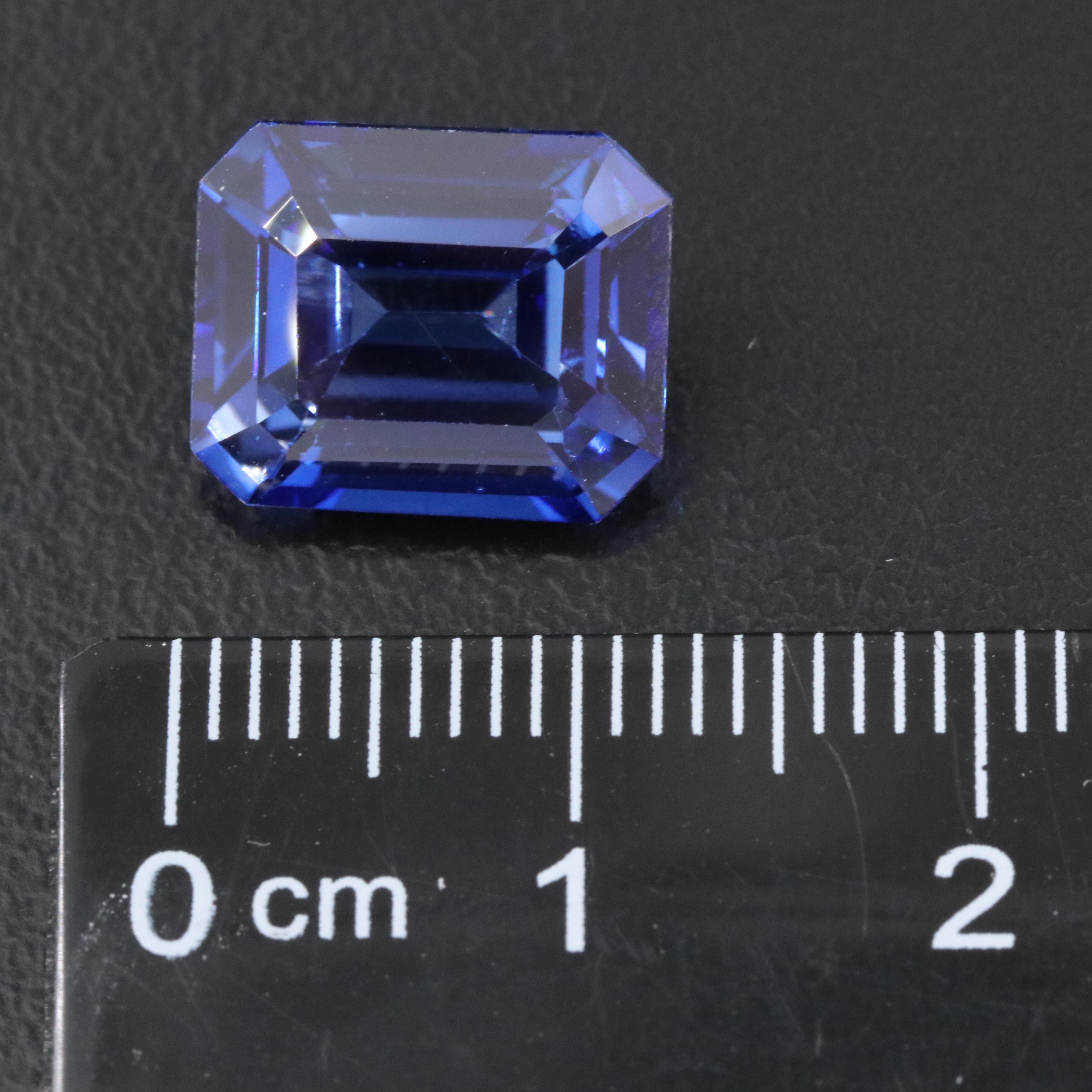 Loose 7.11 CT Lab Grown Sapphire