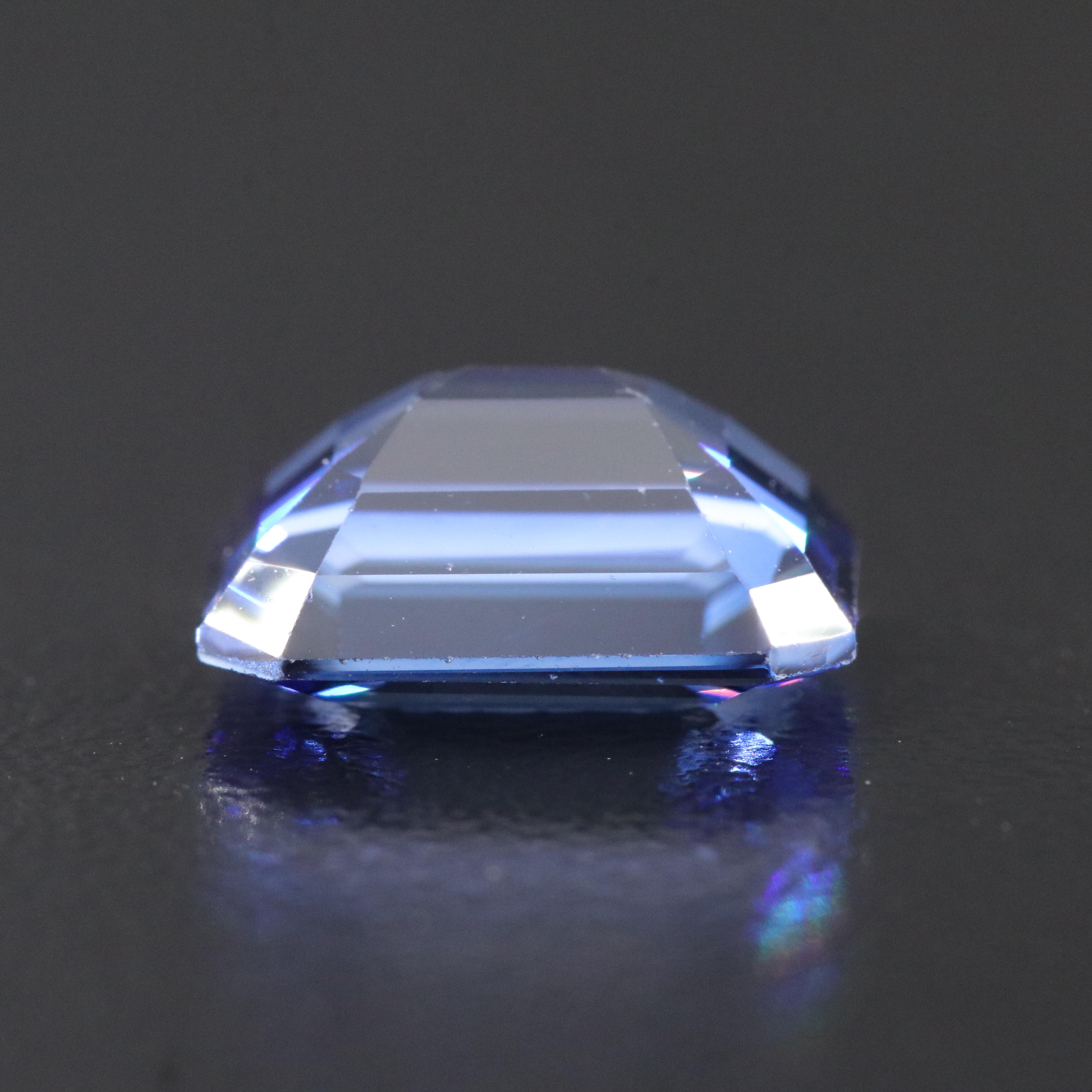 Loose 7.11 CT Lab Grown Sapphire