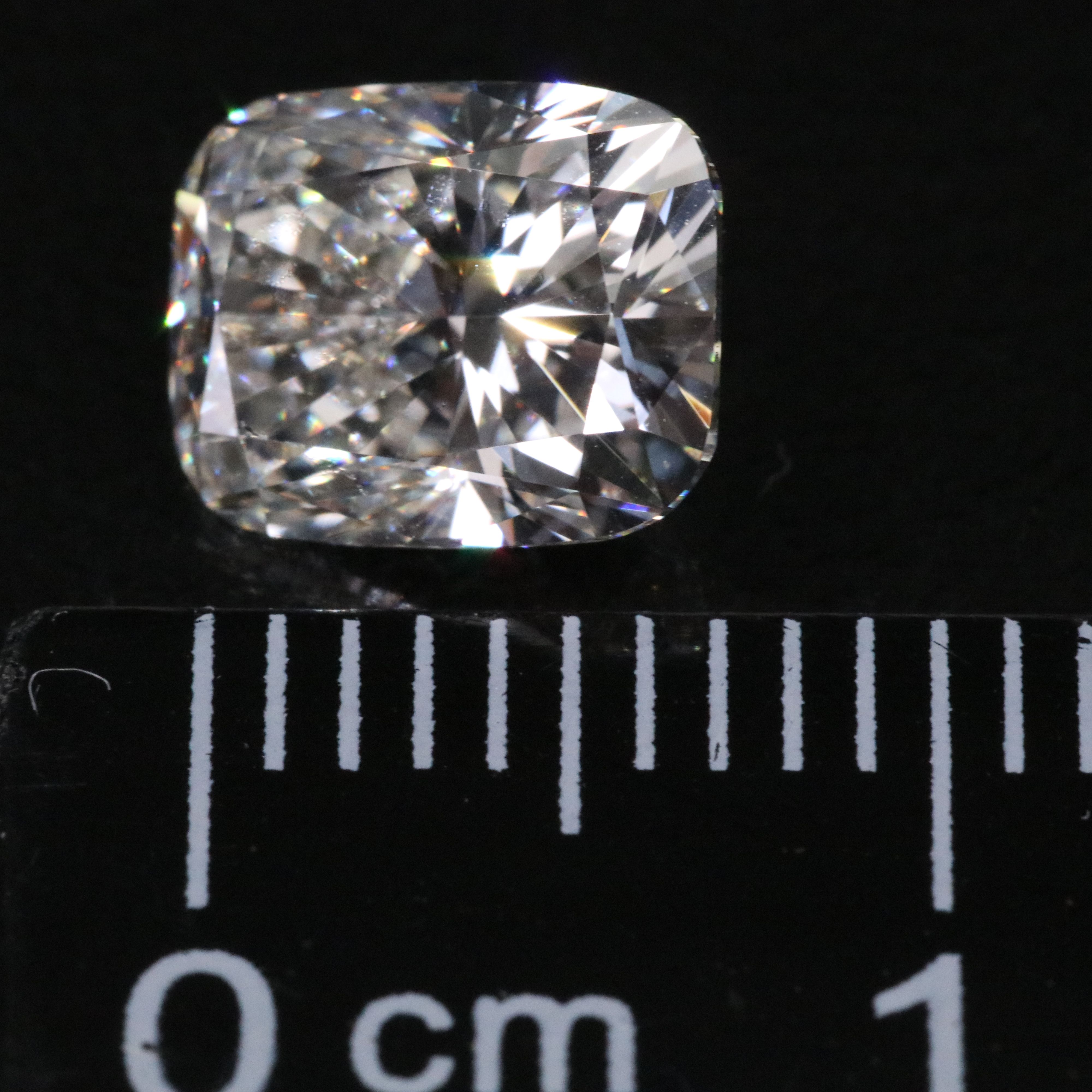 Loose 1.76 CT Lab Grown Diamond with IGI Report