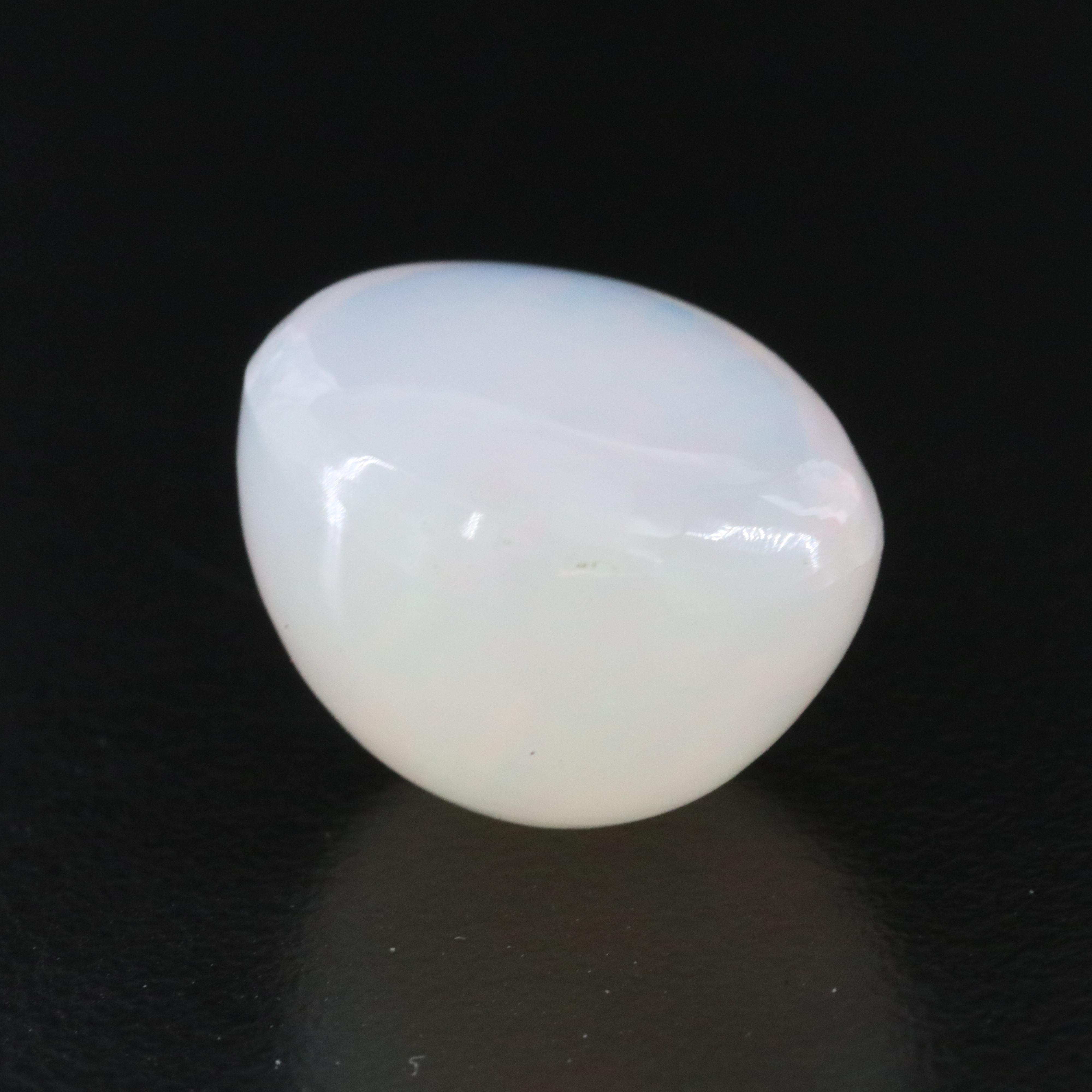 Loose 20.74 CT Opal
