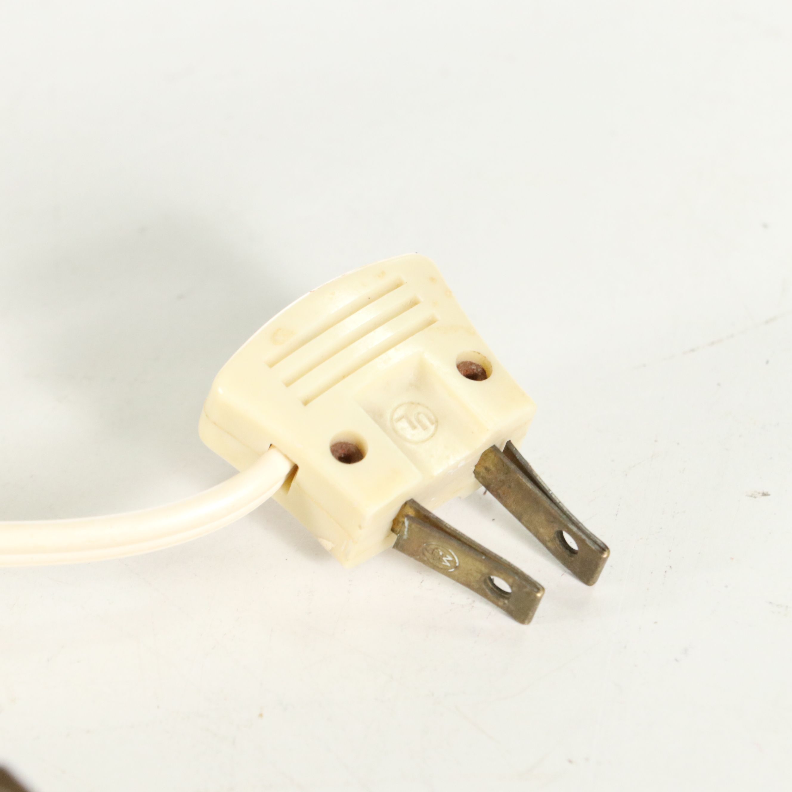 Italian Majolica Ceramic Table Lamp with Victorian Style Silk Scalloped Shade