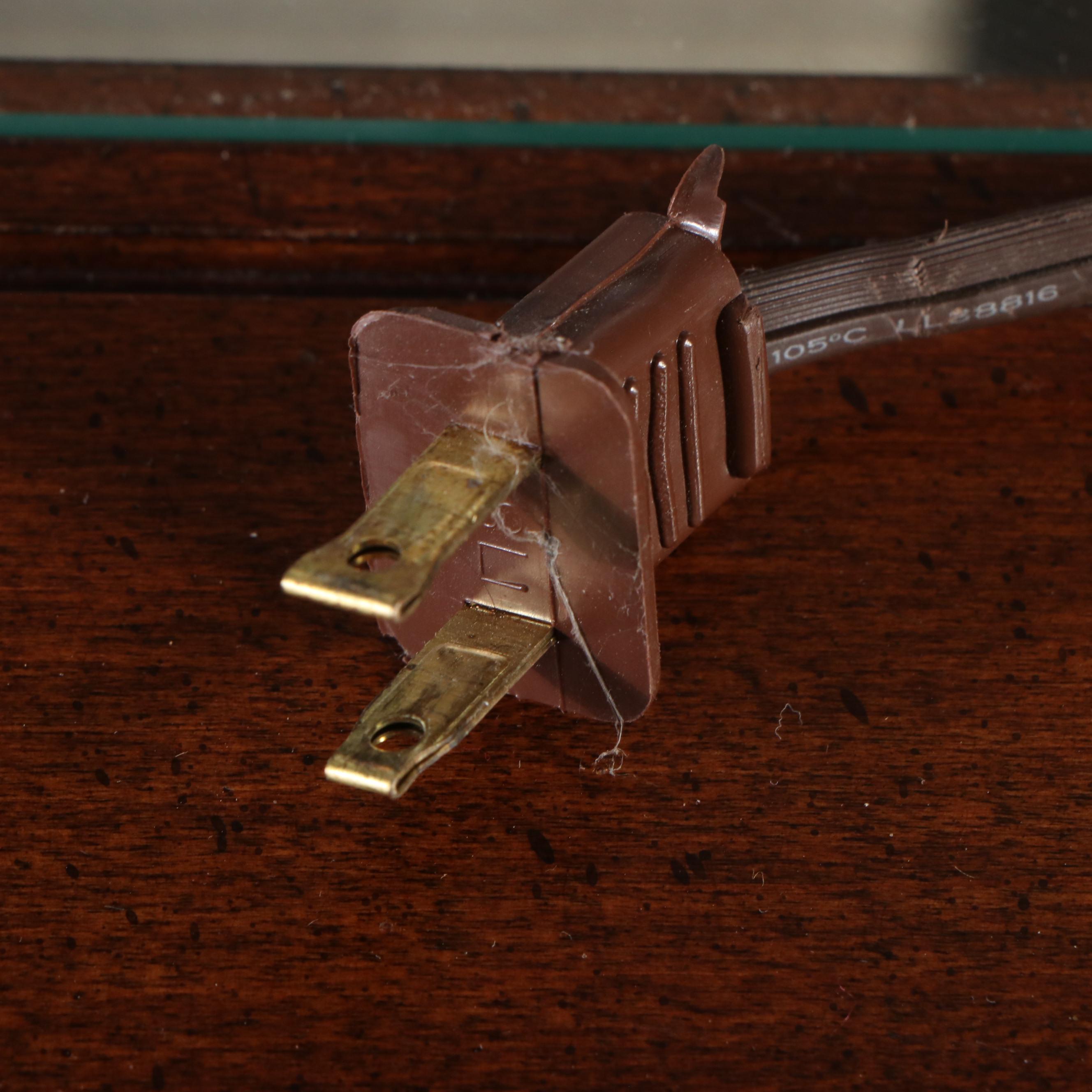 Lenoir House by Broyhill Chinese Style Mahogany Display Cabinet