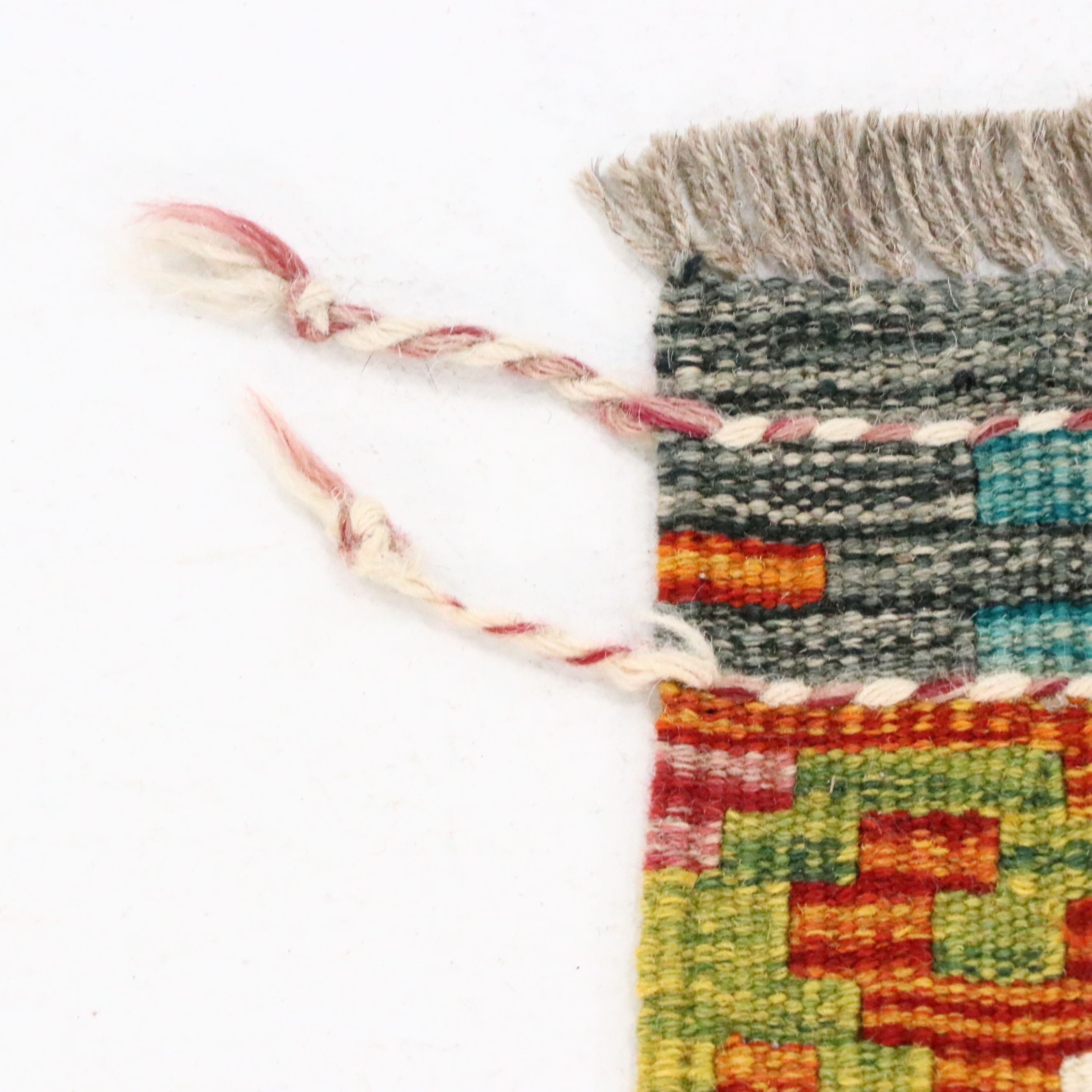 2'9 x 8'2 Handwoven Pakistani Kilim Carpet Runner