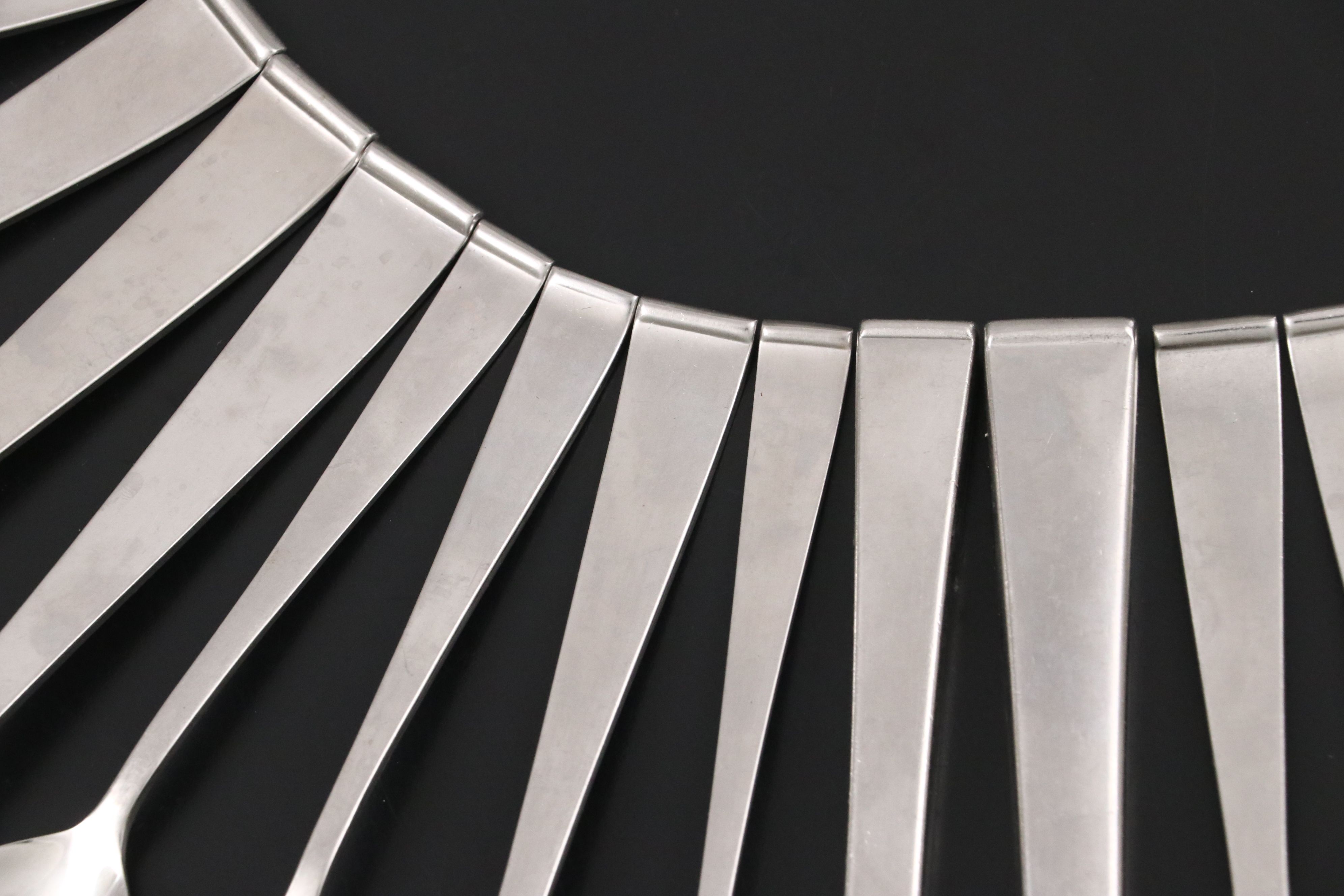 Lyon "New Charm" Stainless Steel Flatware