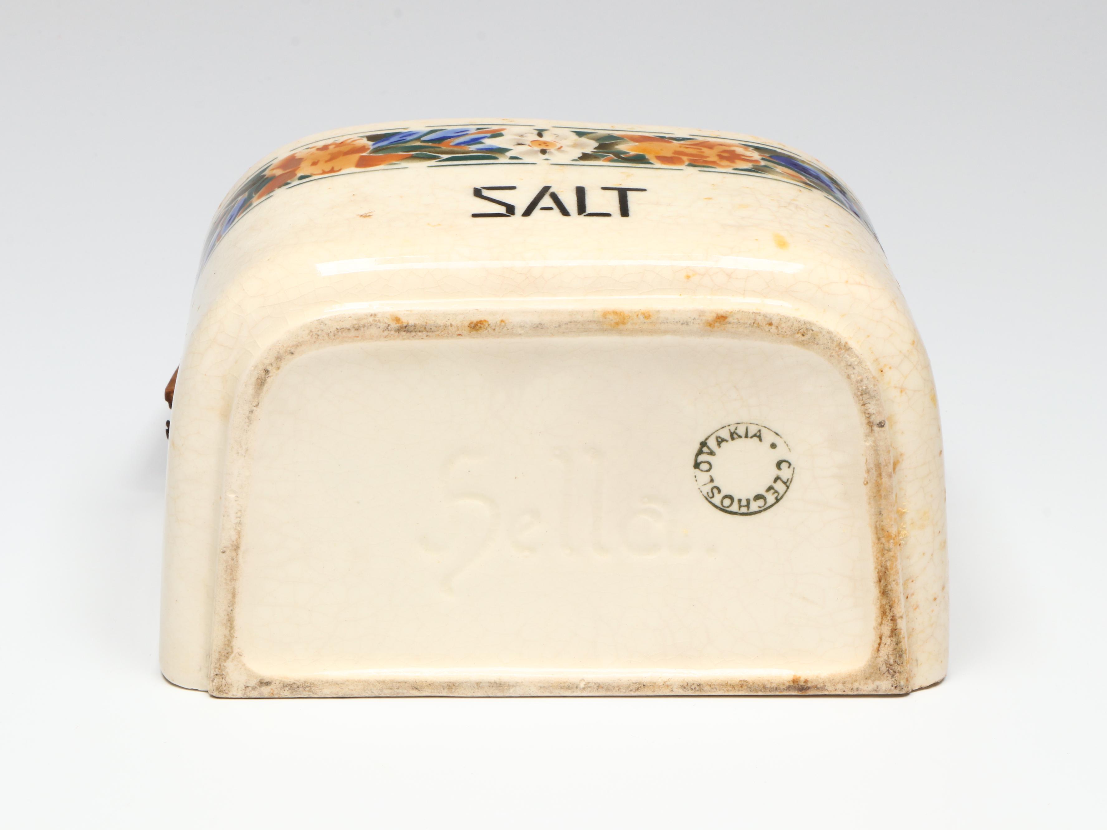 Vintage Table Linens with Faux Book Box and Other Decor, 20th Century