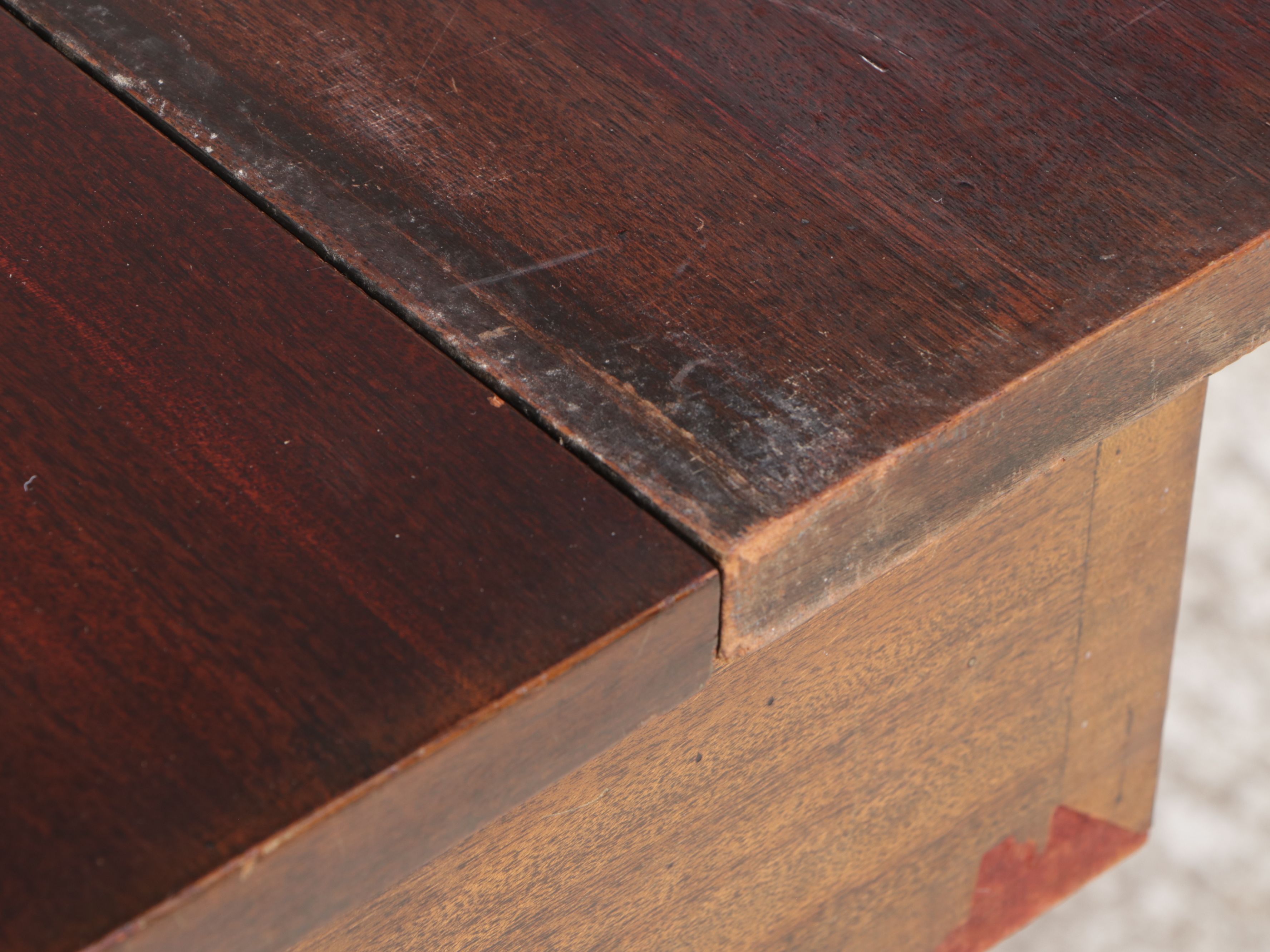 Robert William Hepplewhite Style Marquetry Inlaid Flip-Top Dining Table, 19th C.